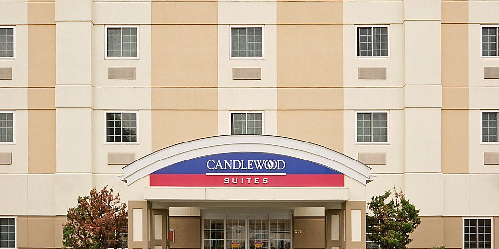 Pet Friendly Hotels In Springfield Ma Candlewood Suites West