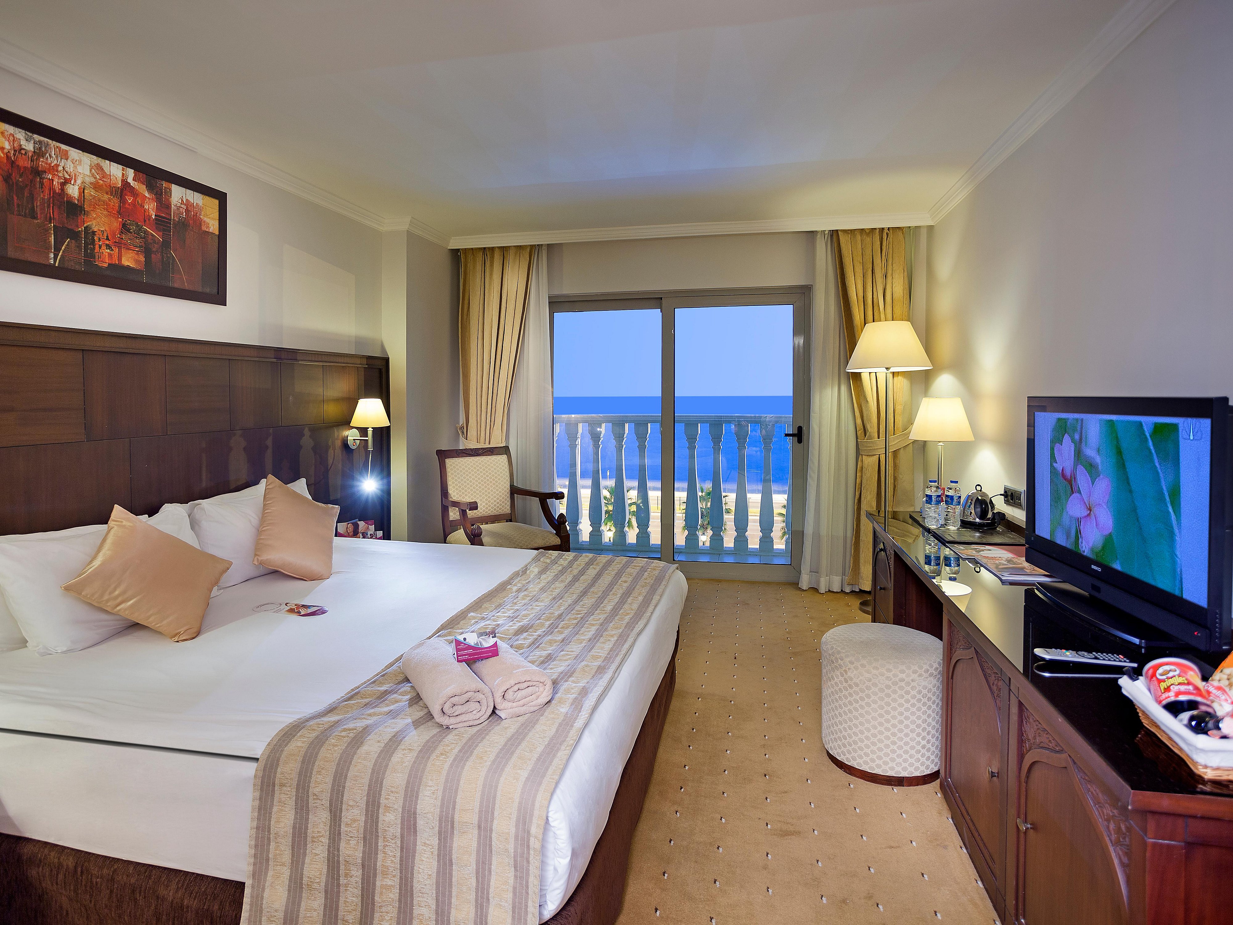 Crowne Plaza Antalya Business Hotel Near Antalya