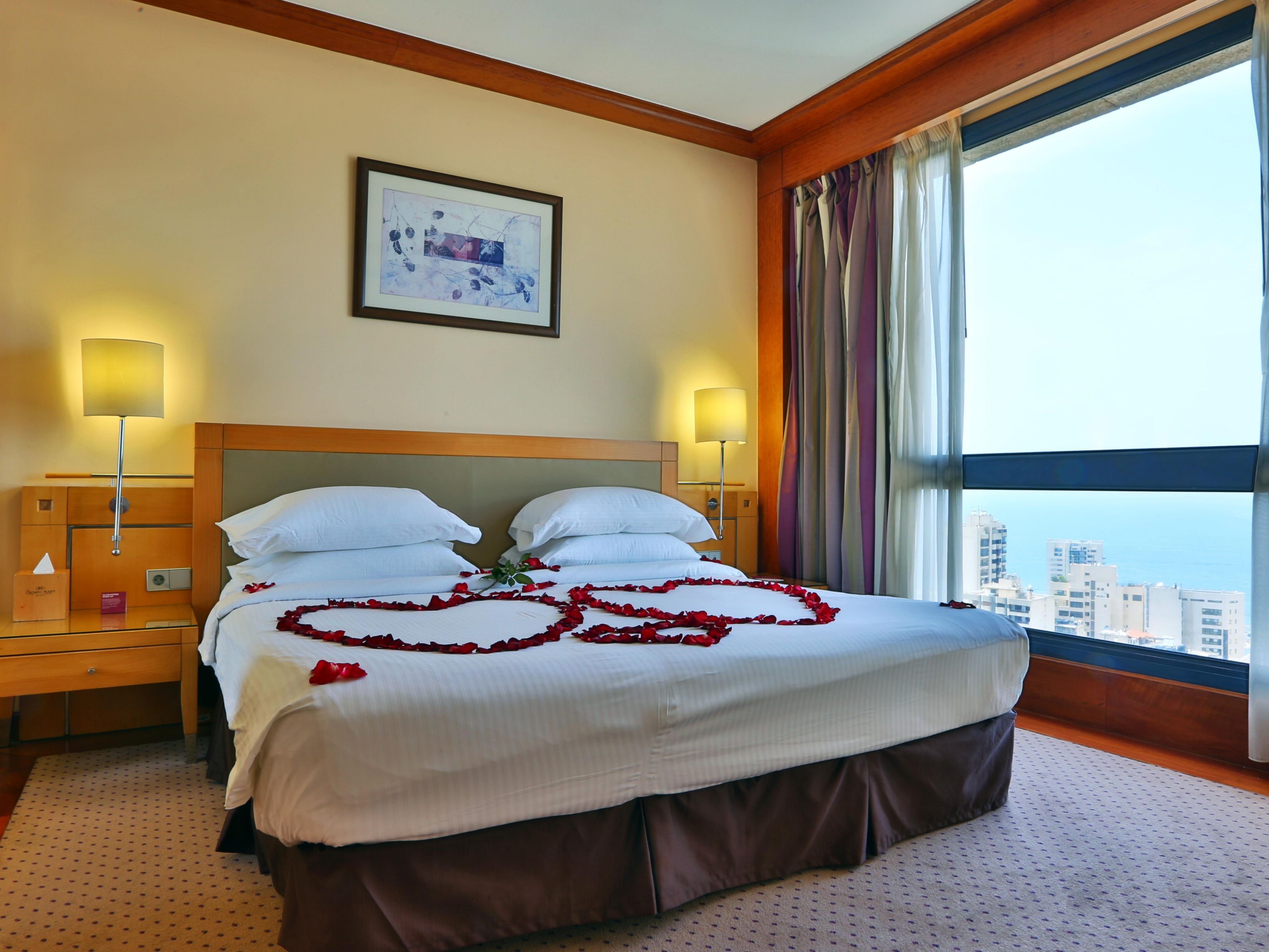 crowne plaza beirut - beirut