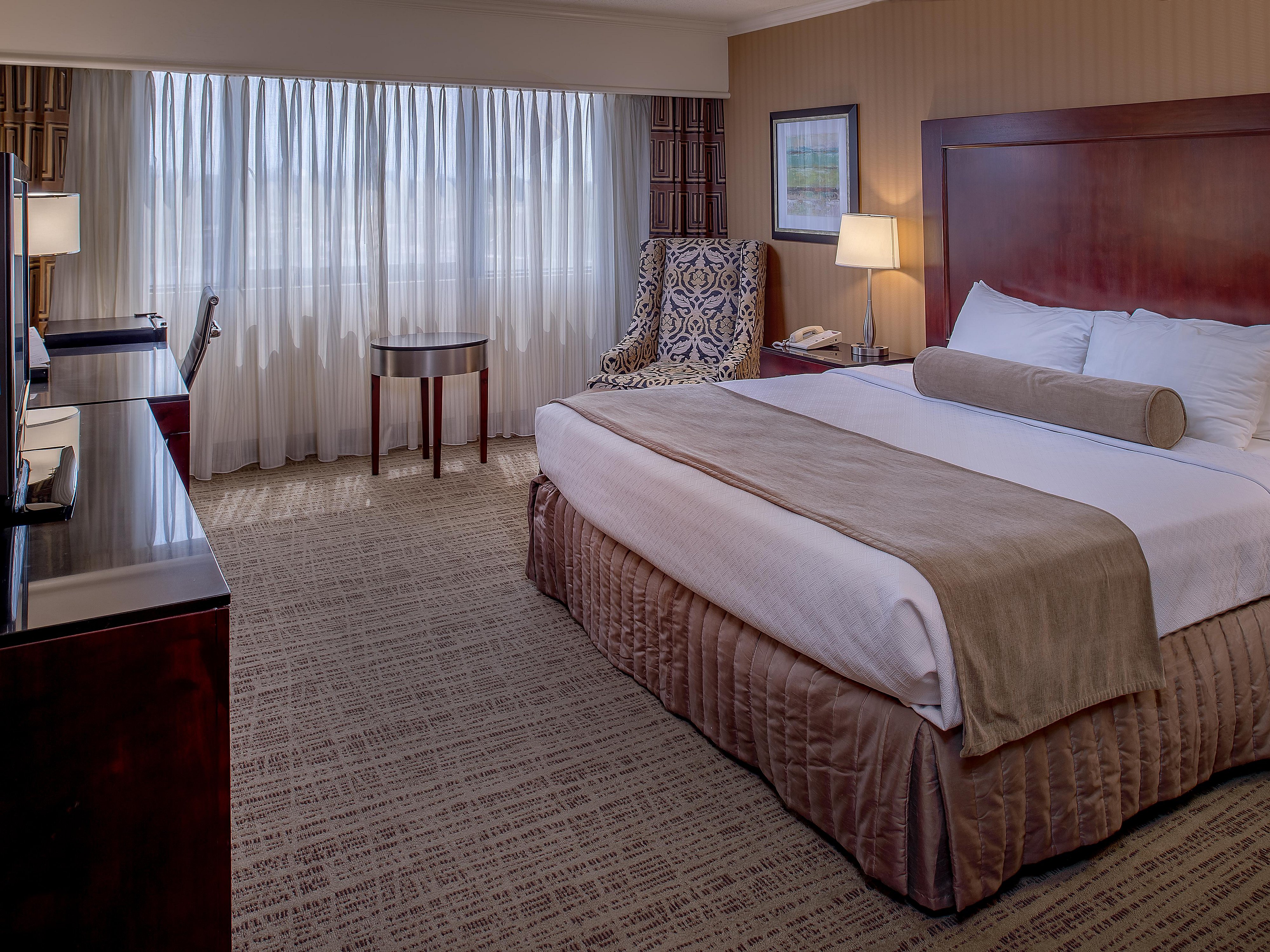 Business Hotels Near St Louis Airport Crowne Plaza St