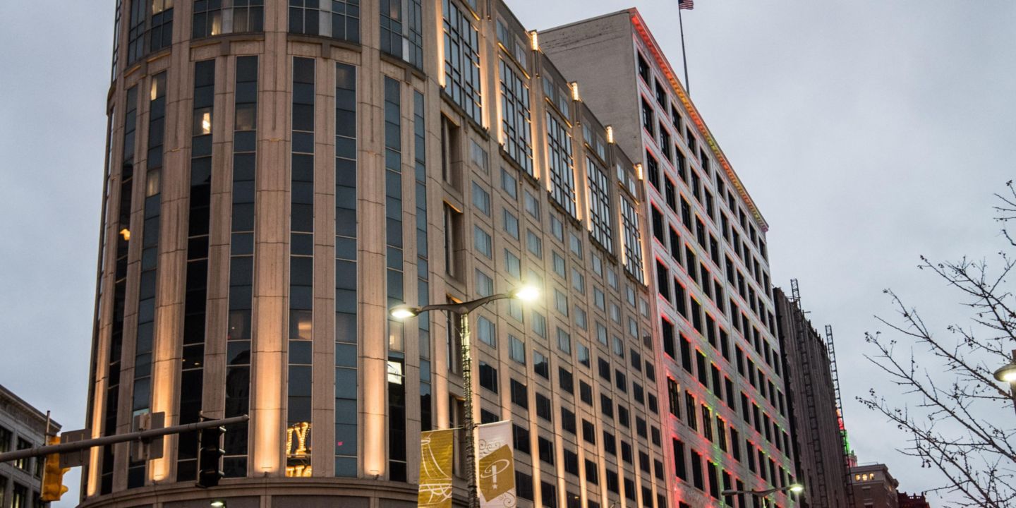 Crowne Plaza Cleveland at Playhouse Square Hotel Reviews & Photos