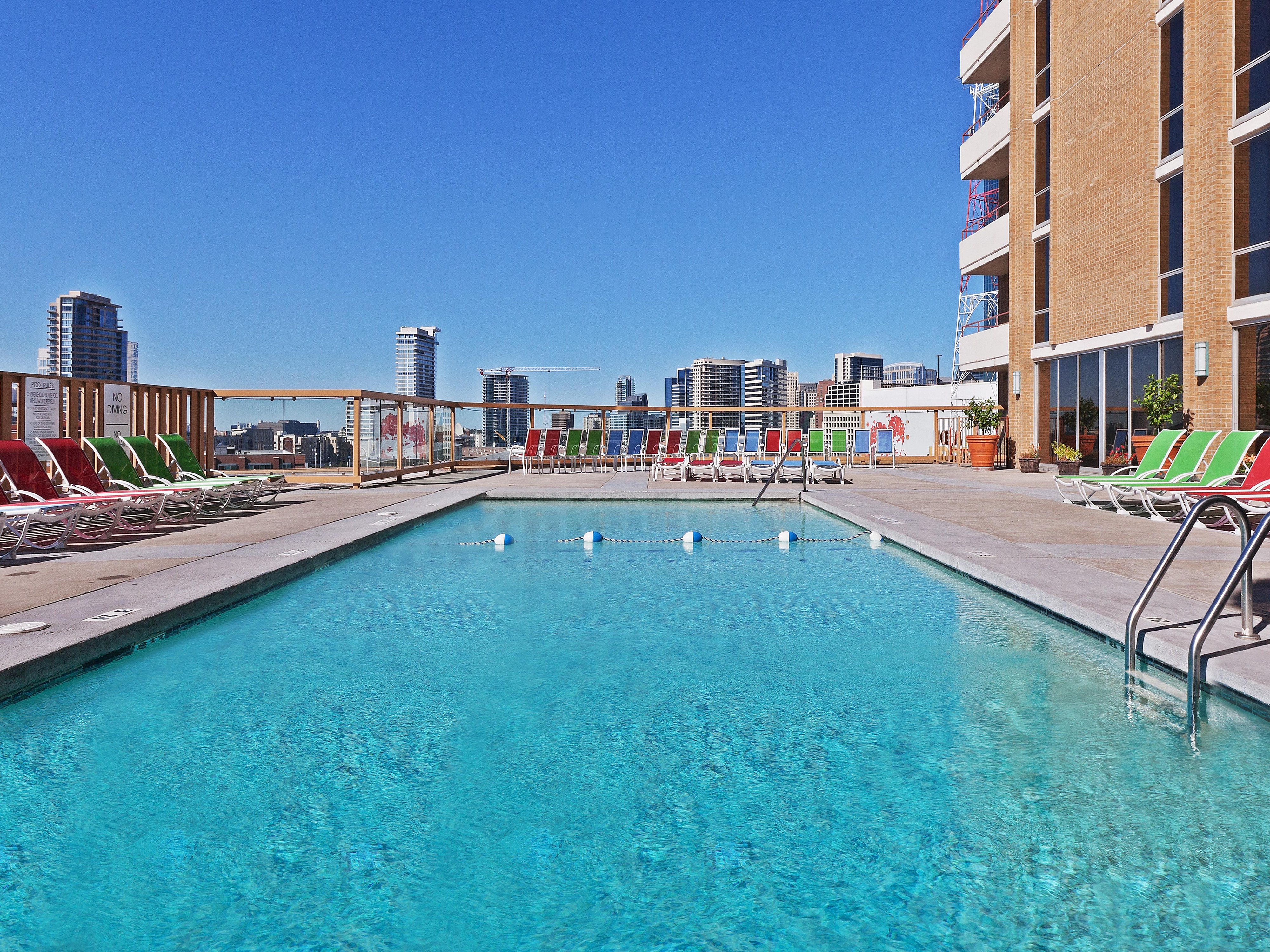 Overview And Fact Sheet For The Crowne Plaza Dallas Downtown - 