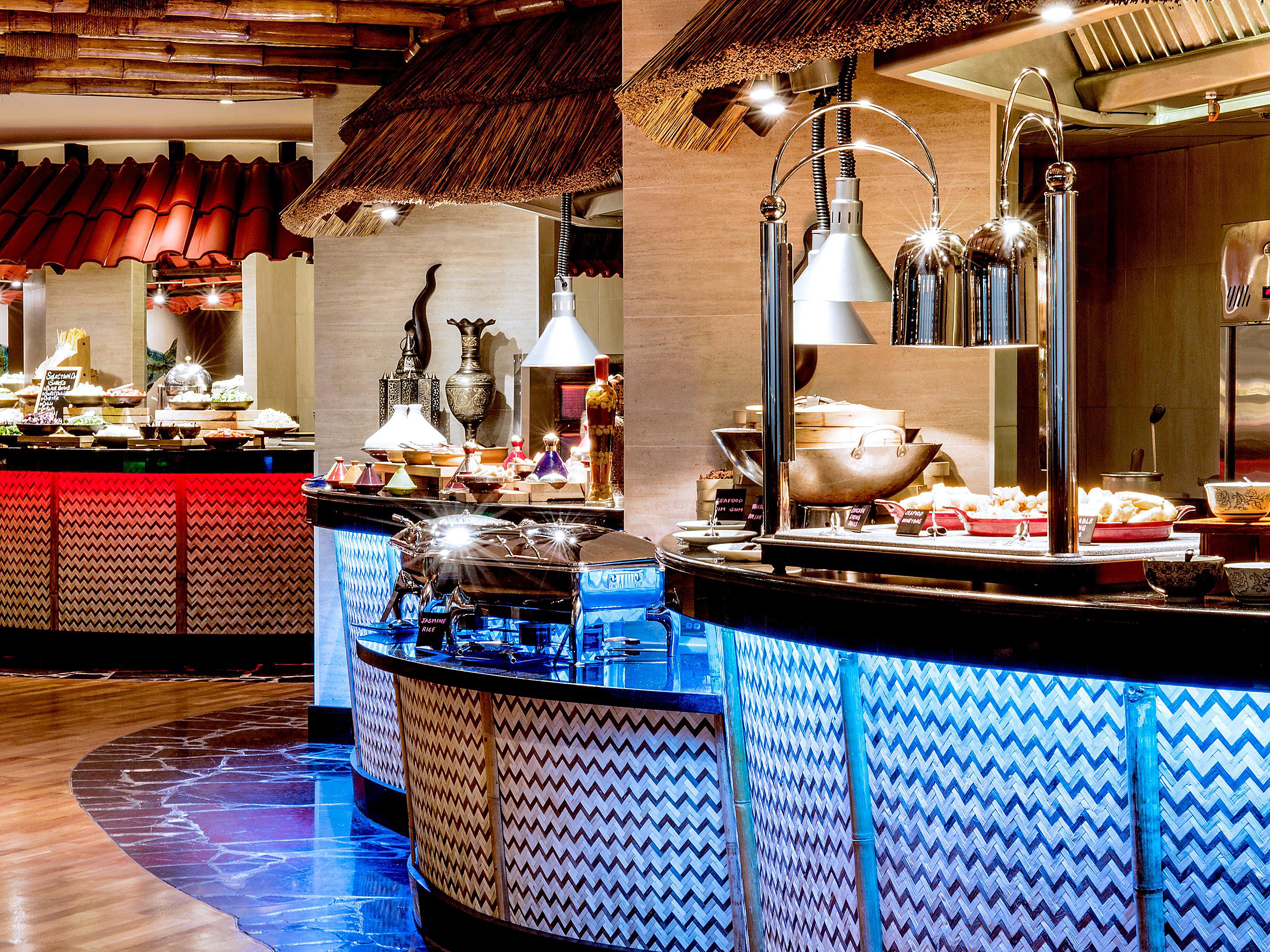 Restaurants Near Dubai Crowne Plaza