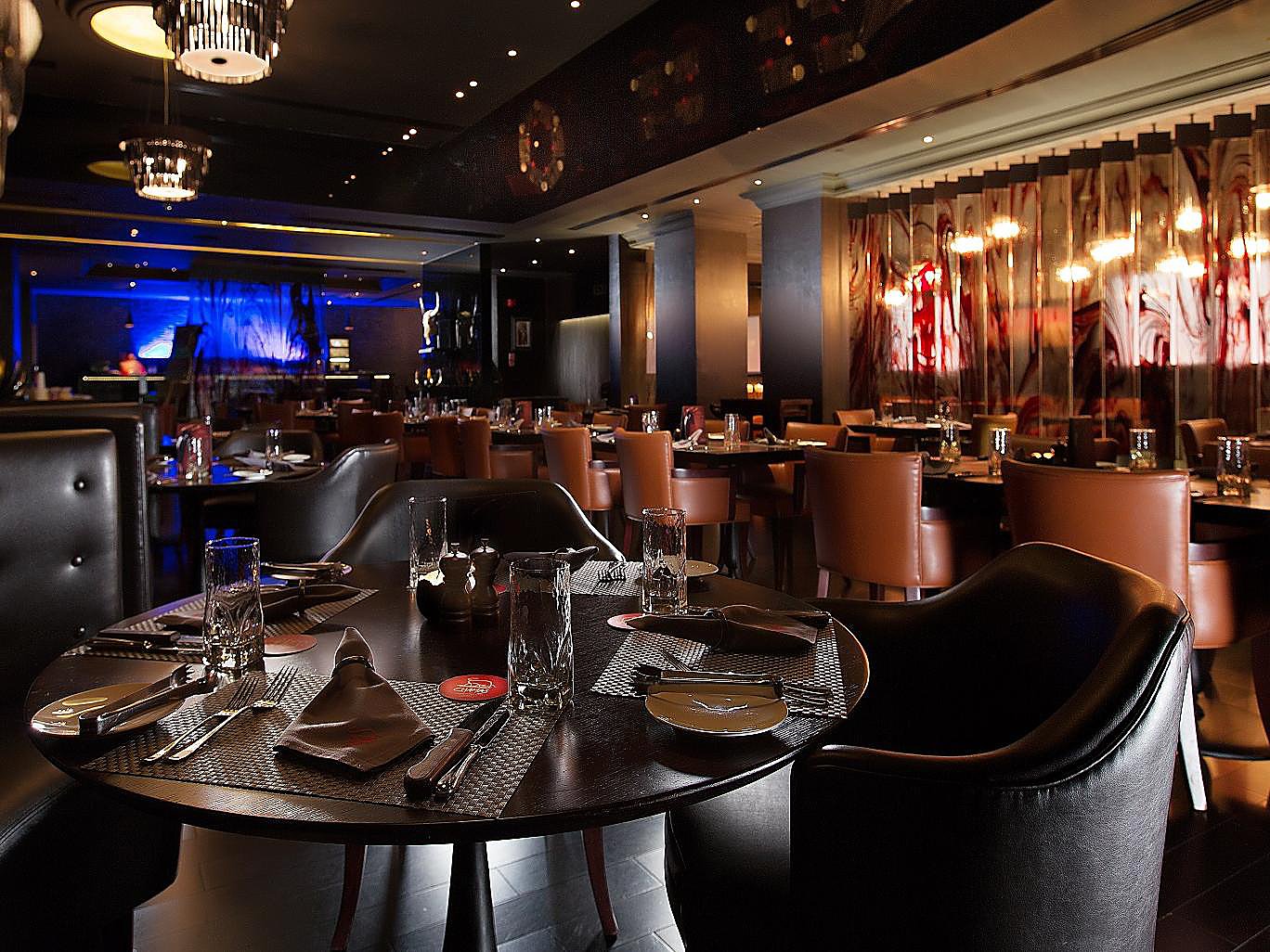Restaurants Near Dubai Crowne Plaza