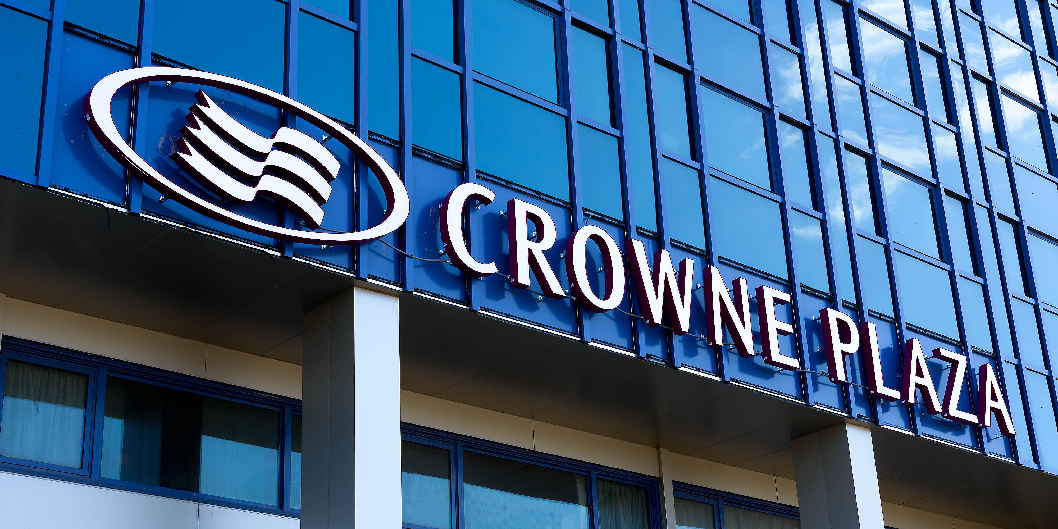 Hotels Near Jfk >> Jfk Airport Hotels In Jamaica Queens Crowne Plaza Jfk Airport Nyc Hotels Near Jfk >> Jfk Airport Hotels In Jamaica Queens Crowne Plaza Jfk Airport Nyc