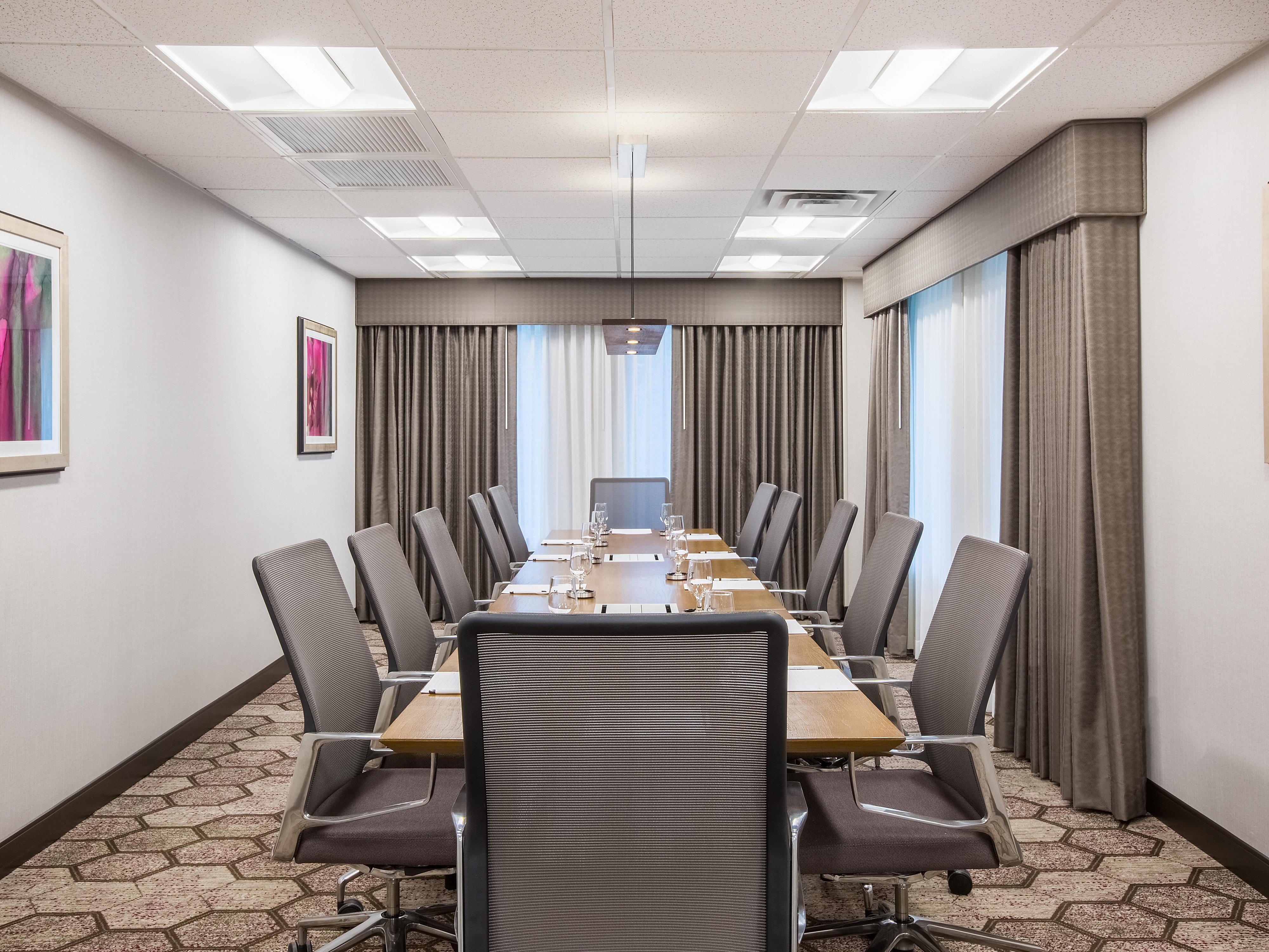 Crowne Plaza Portland Lake Oswego Hotel Meeting Rooms For Rent