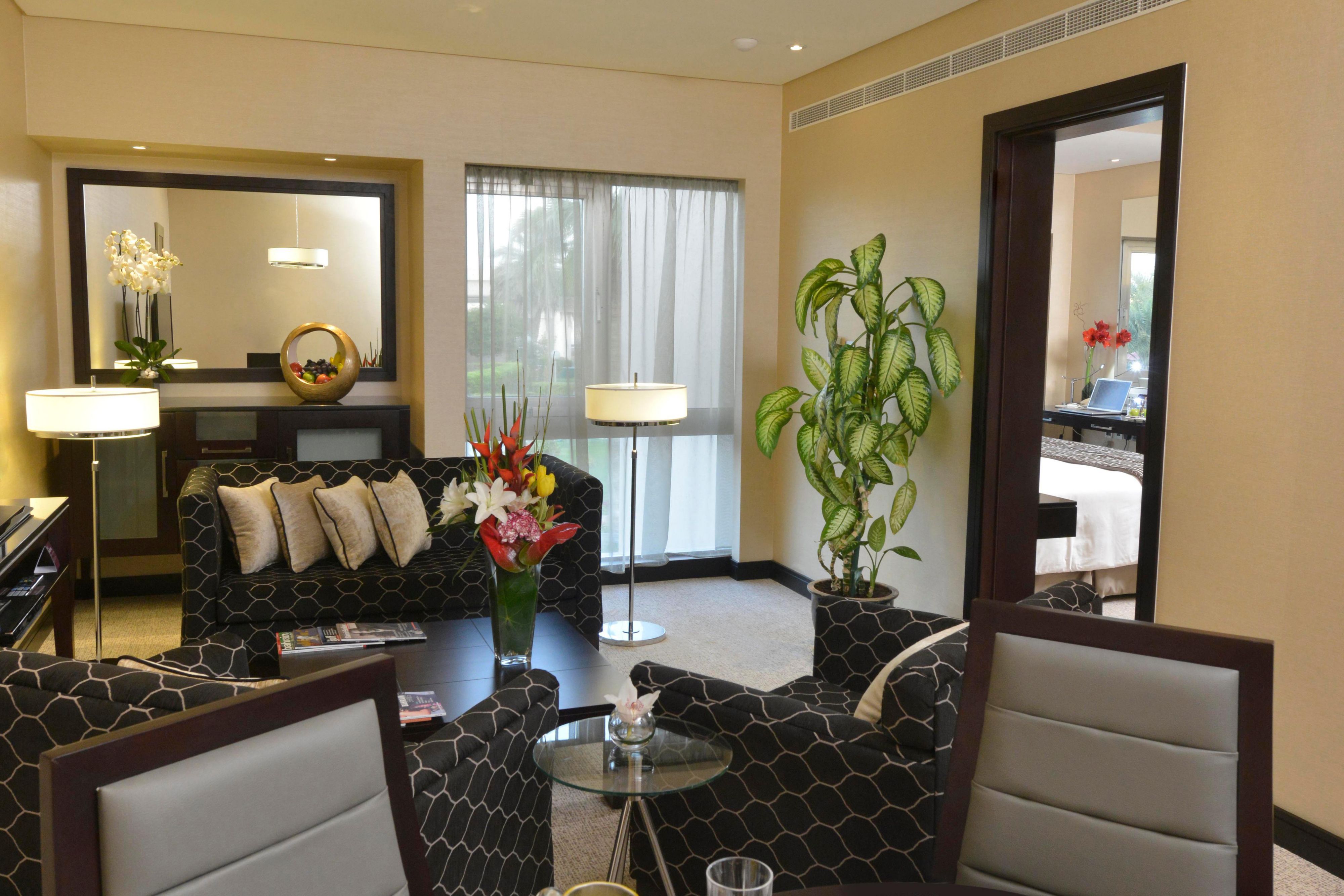 Newly renovated Executive Suite with a garden view - Non Smoking
