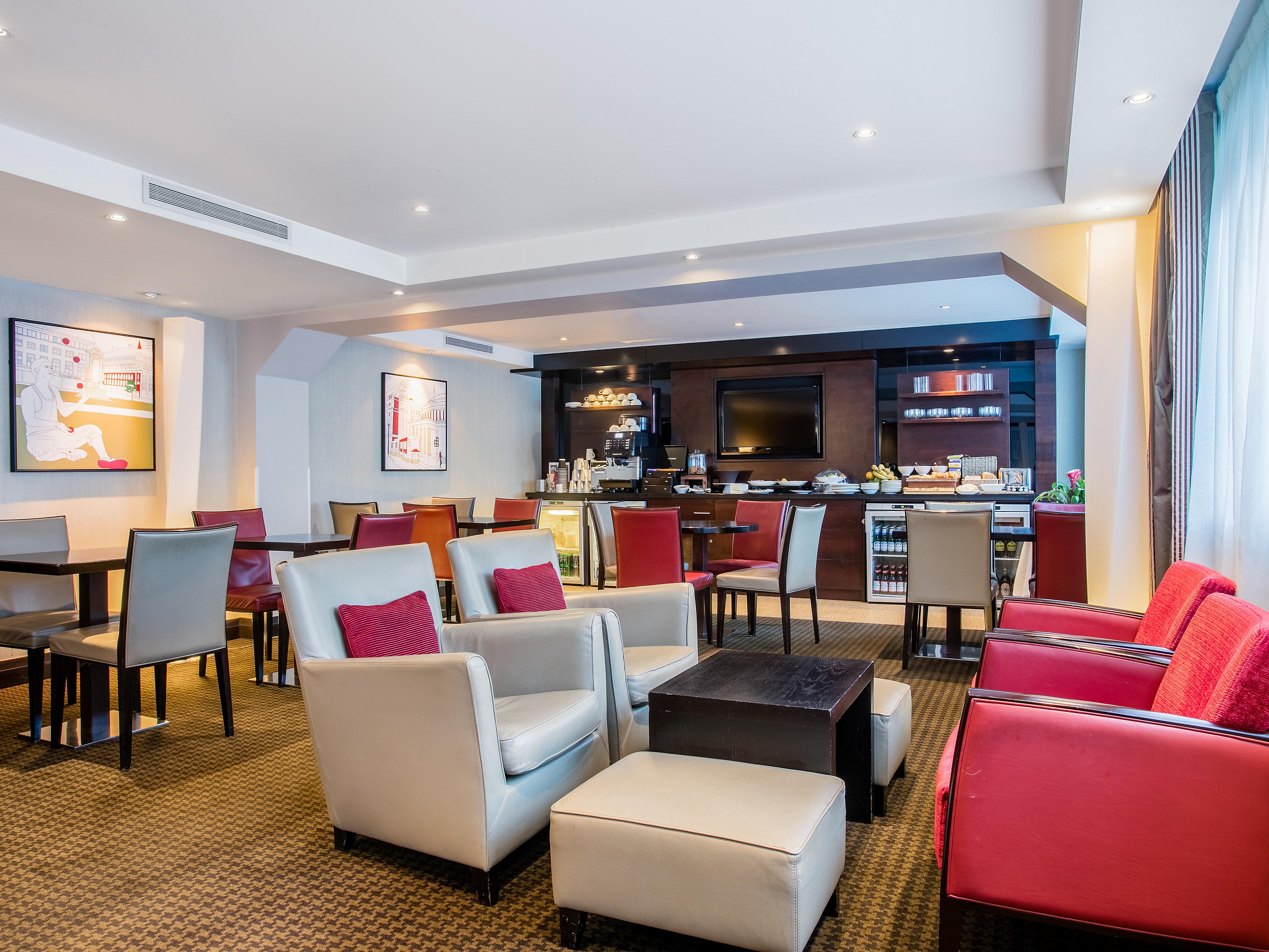 Overview And Fact Sheet For The Crowne Plaza Manchester Airport