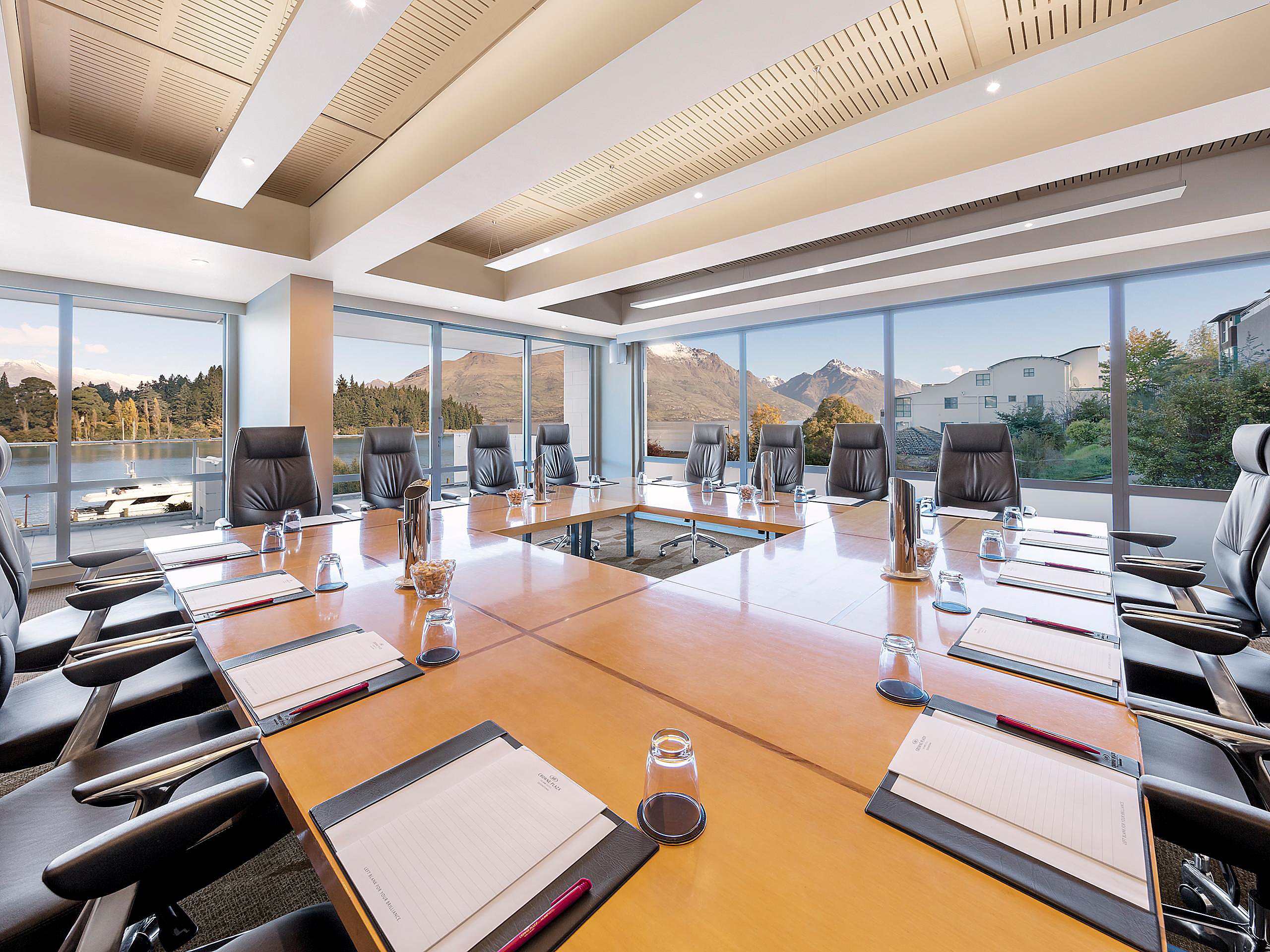 Crowne Plaza Queenstown Hotel Meeting Rooms For Rent