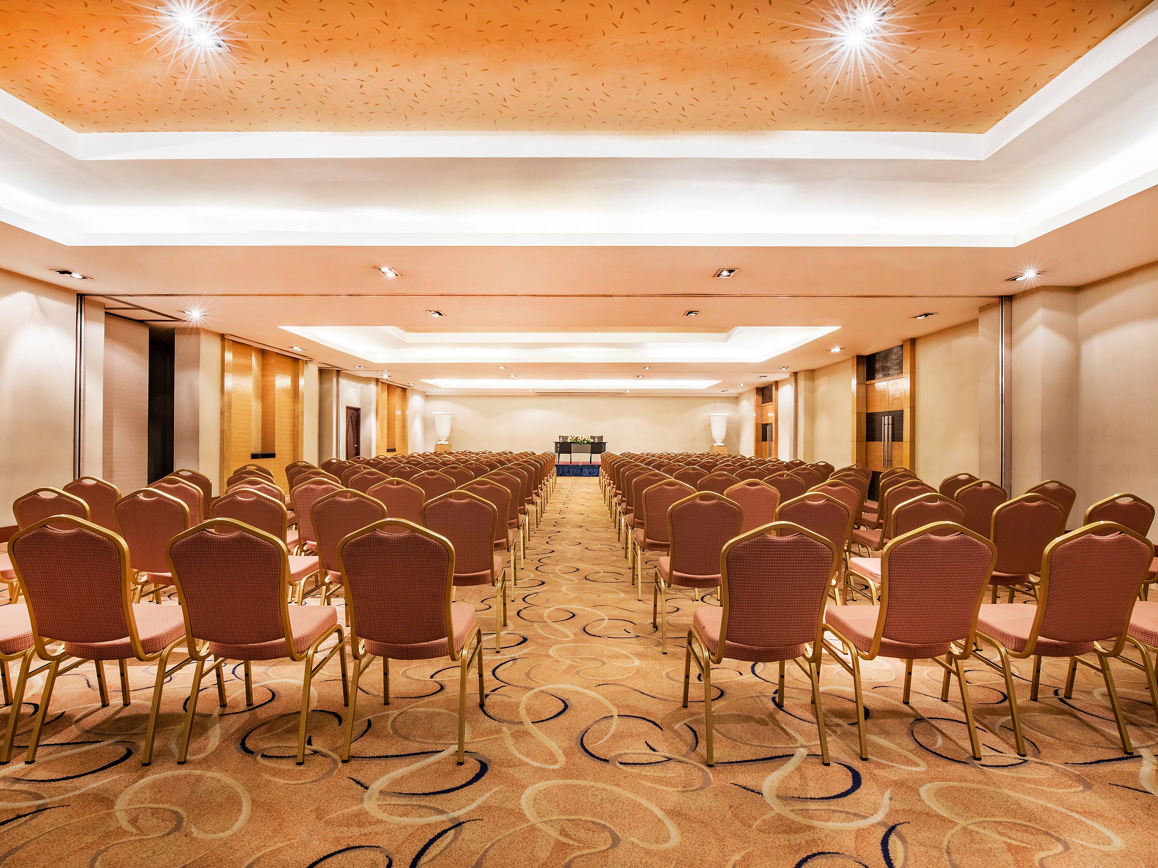 Crowne Plaza Manila Galleria Hotel Meeting Rooms For Rent