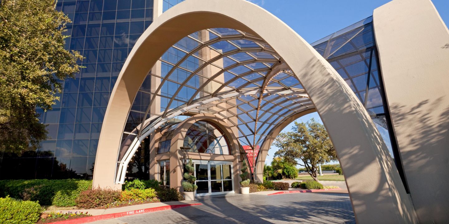 Crowne Plaza Arlington Ballpark Stadium ARLINGTON, Texas