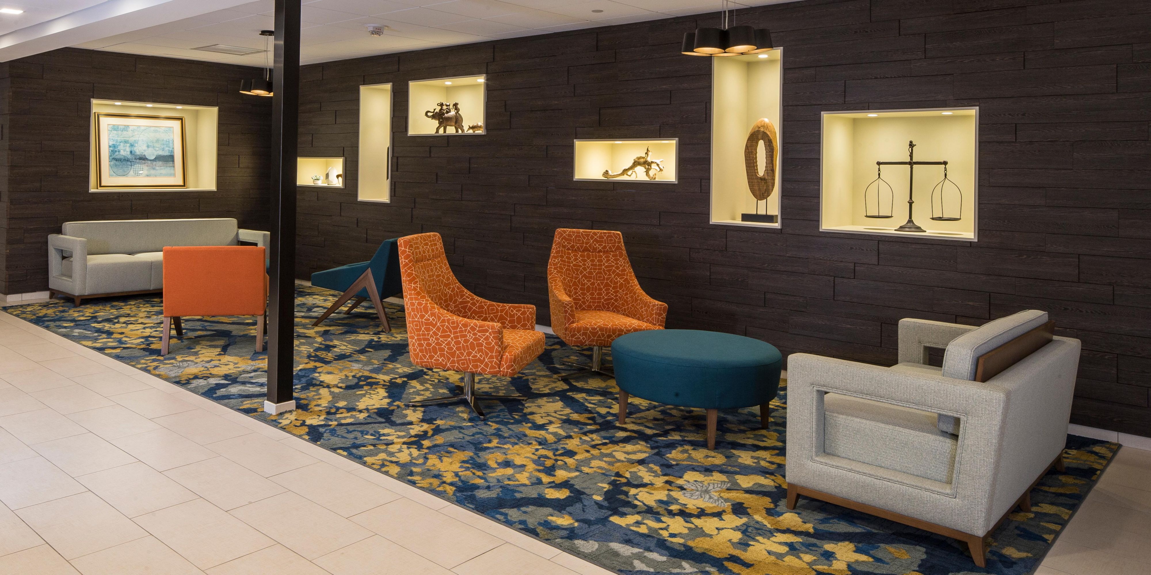 Crowne Plaza Suites Pittsburgh South