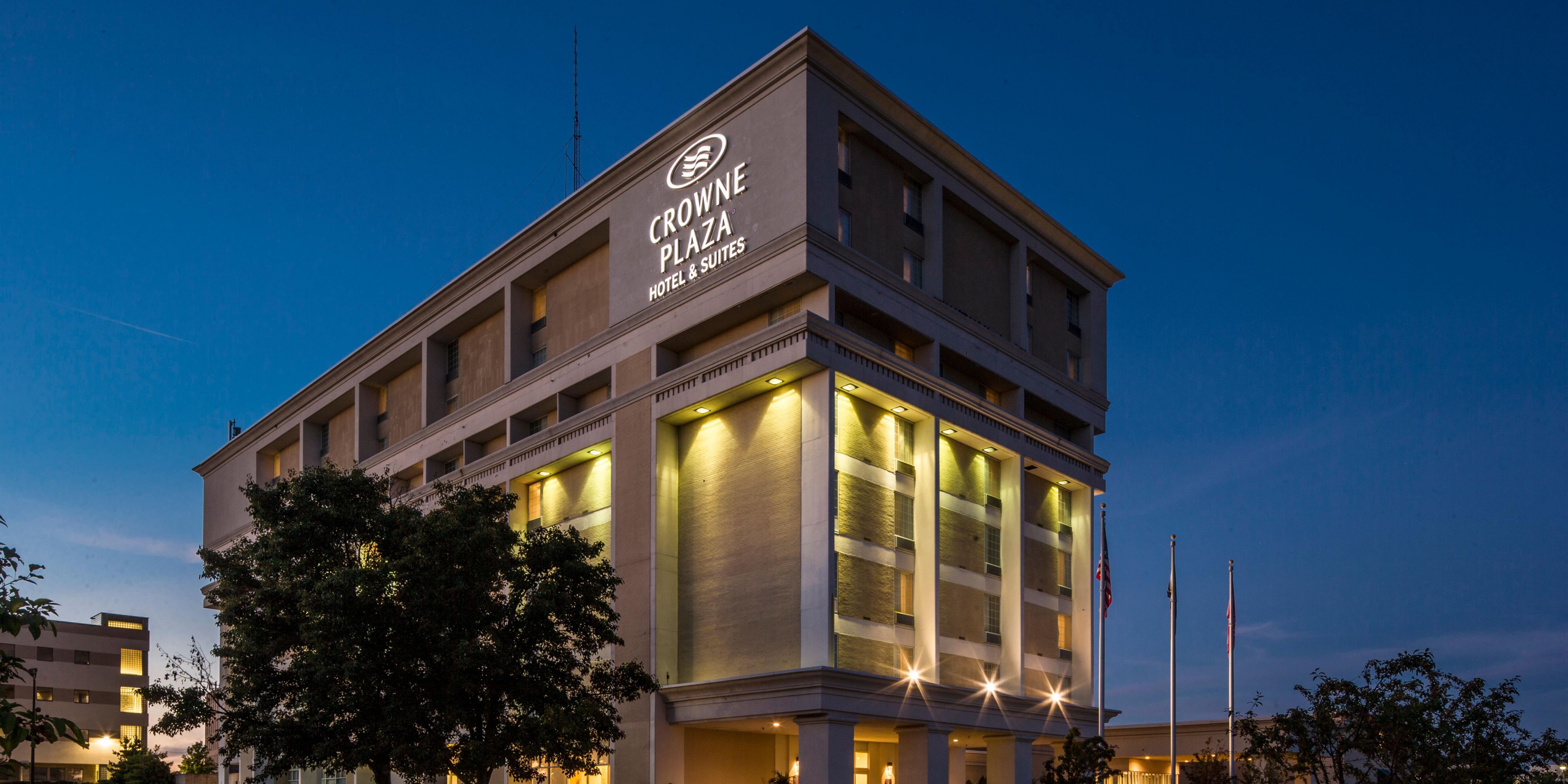 Crowne Plaza Suites Pittsburgh South