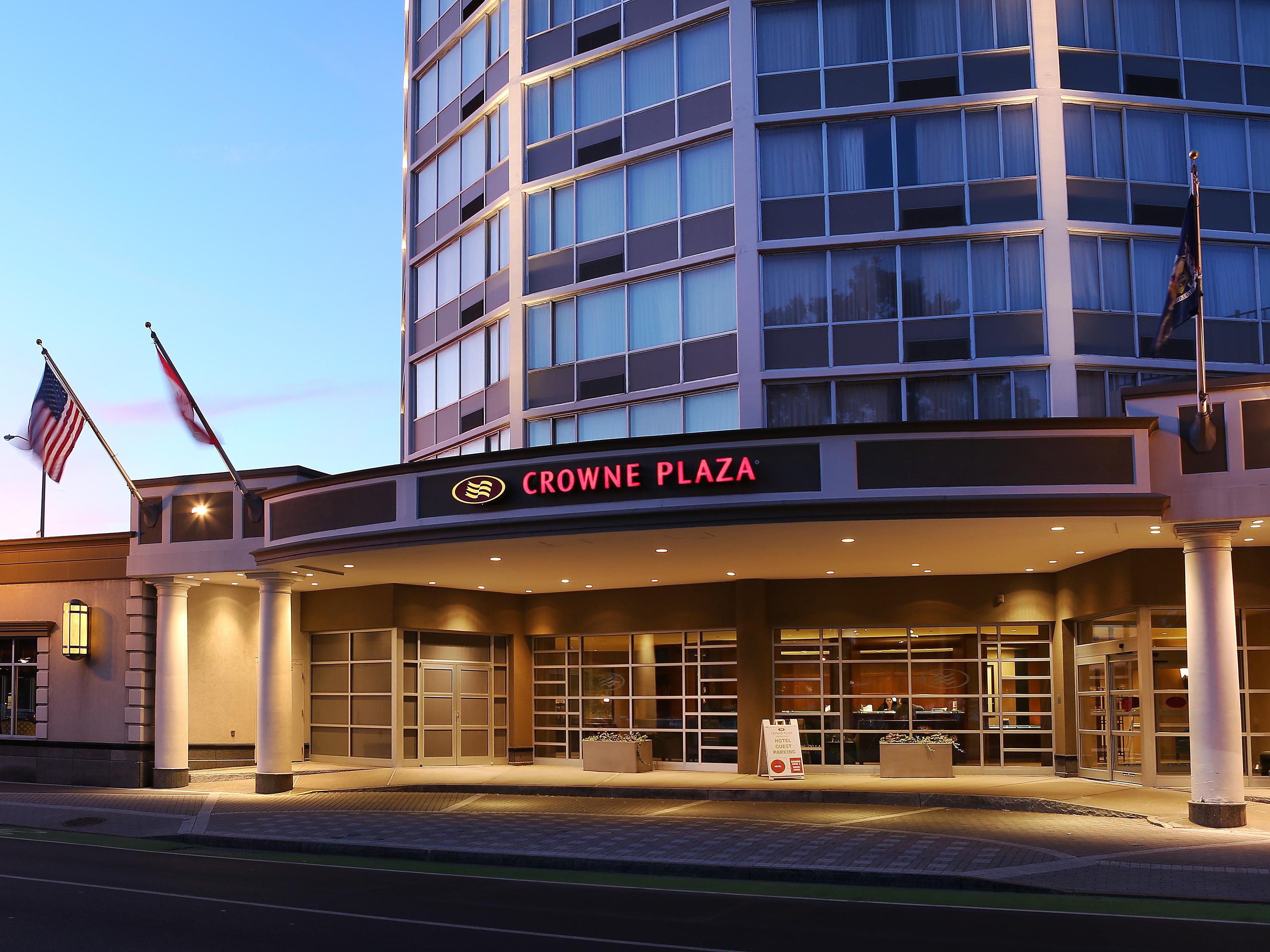 Pet Friendly Hotels In New York Near Syracuse Airport Crowne