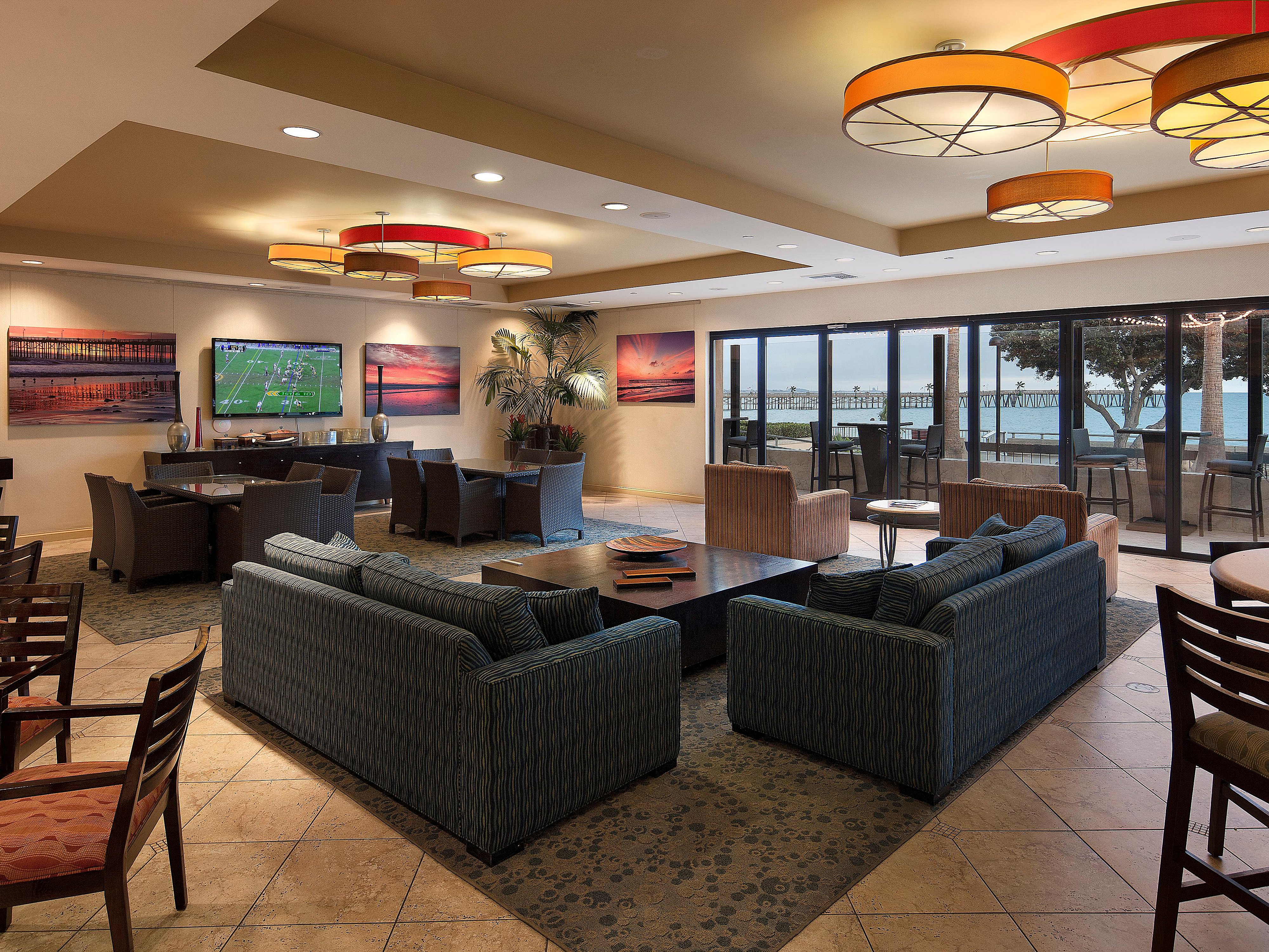 Hotels In Ventura Beach Ca Crowne Plaza Ventura Beach Ihg