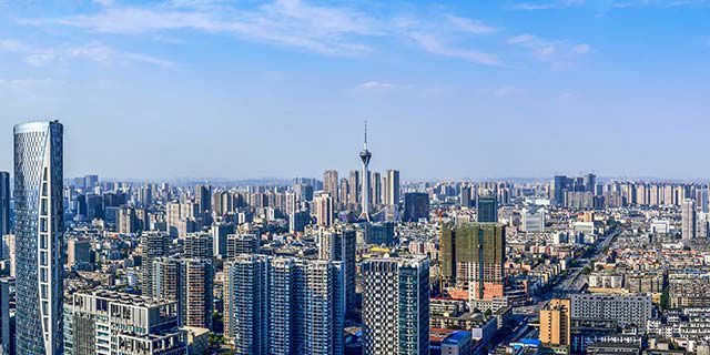 Explore Chengdu