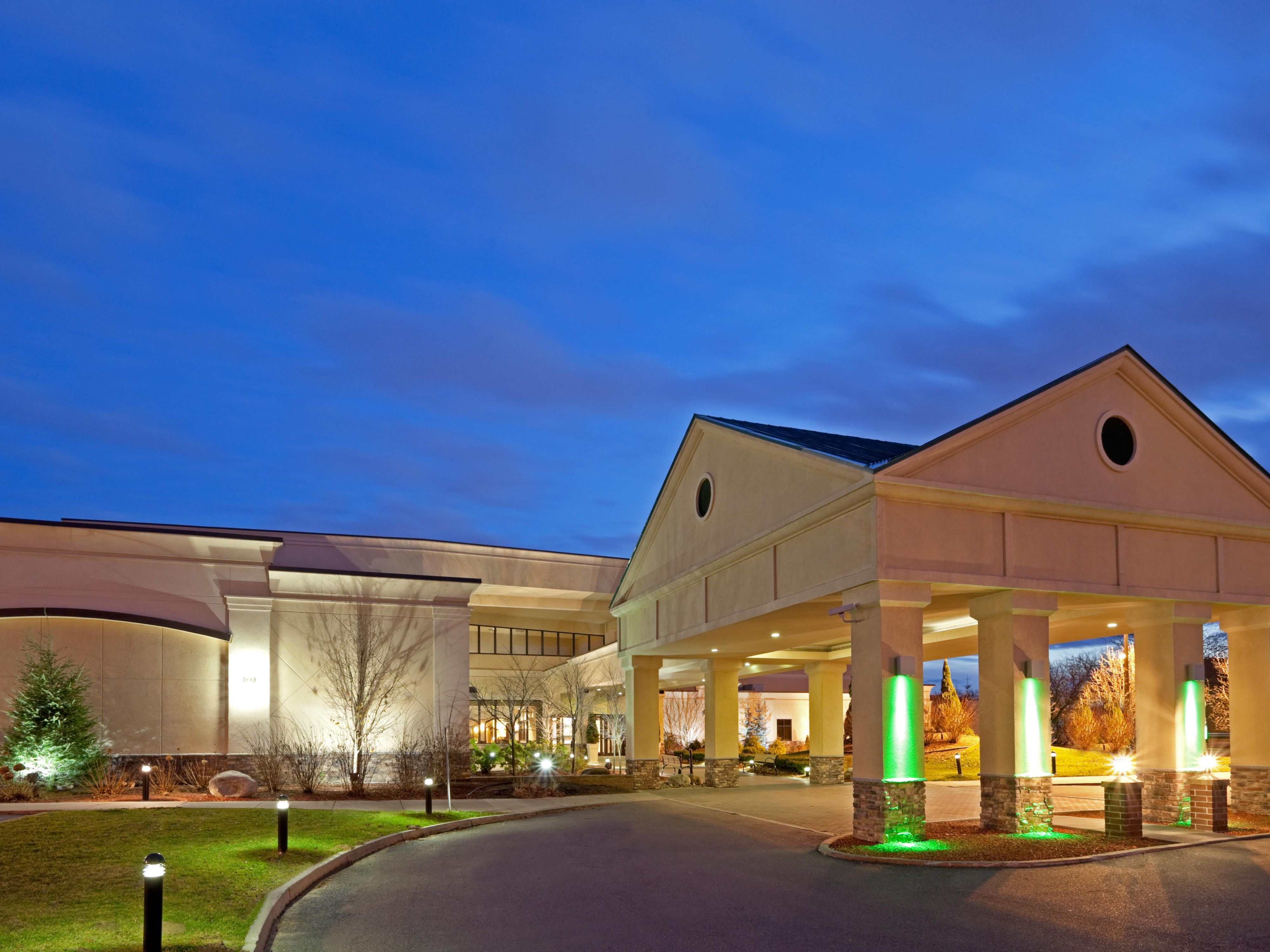 Ny Wolf Road Hotels Holiday Inn Albany Hotel in Ny Wolf Road, Albany