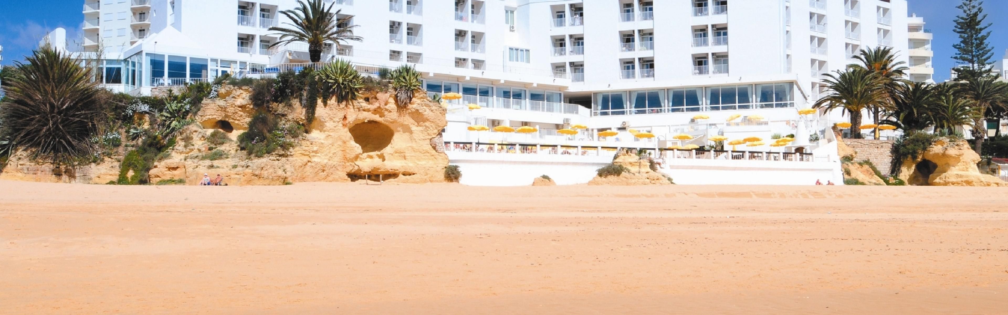 Holiday Inn Hotel Algarve Armacao De Pera Portugal