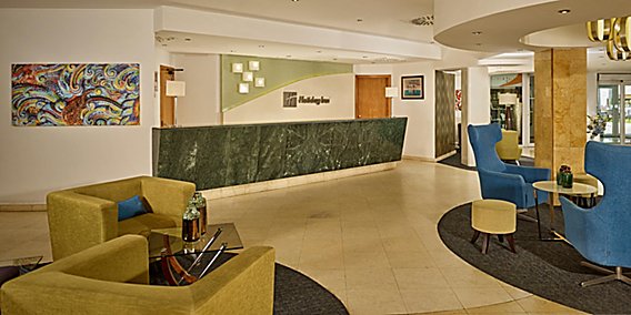 Holiday Inn Hotel Algarve Armacao De Pera Portugal