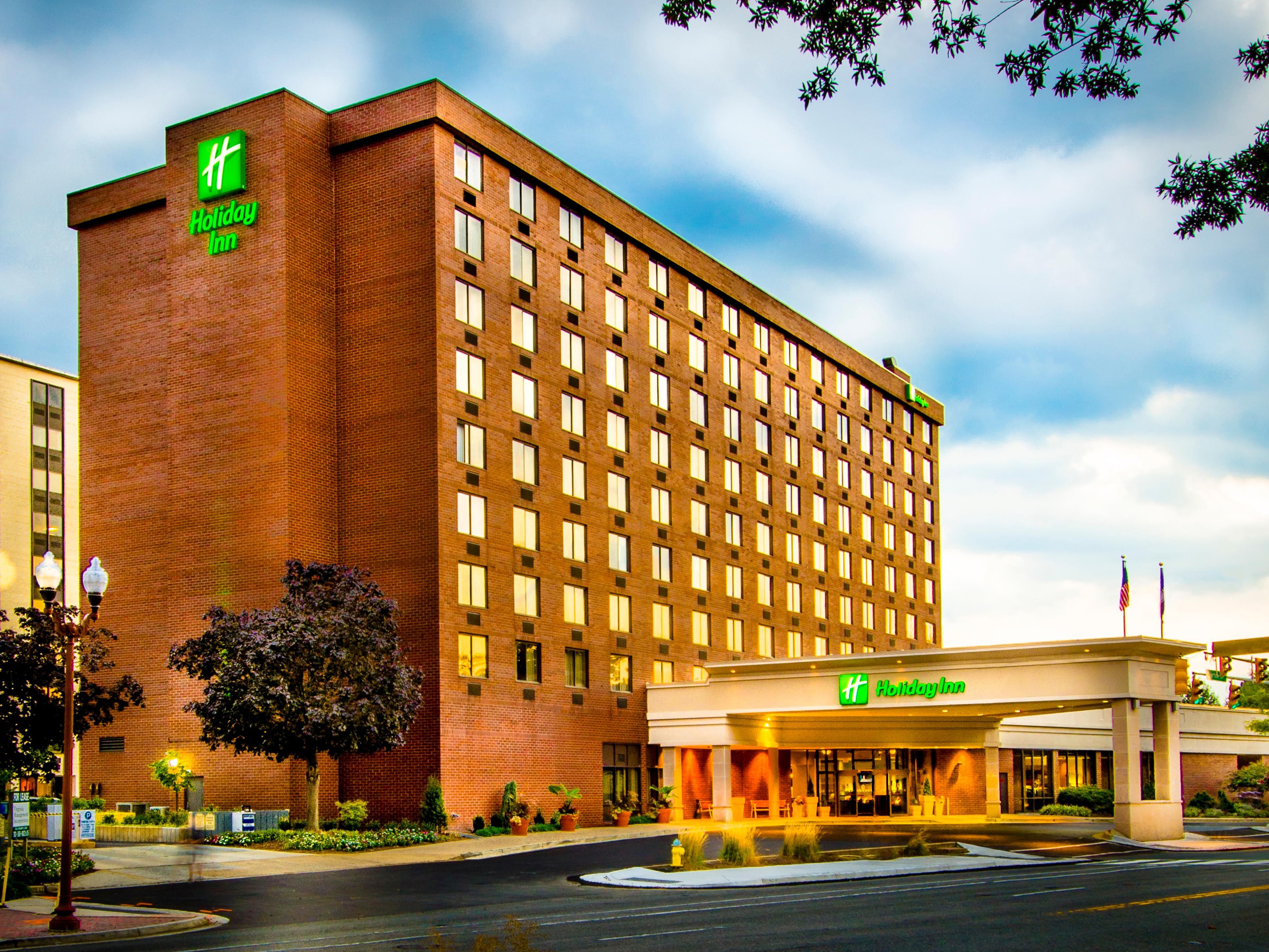 Holiday Inn Arlington At Ballston Hotel by IHG