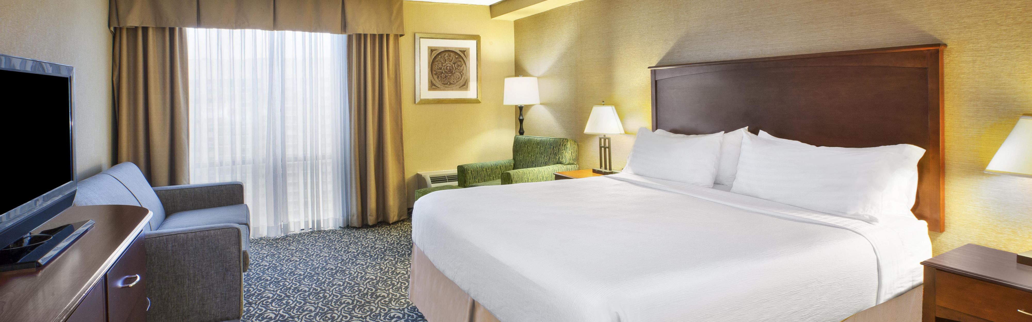 Holiday Inn National Airport Crystal City Room Pictures Amenities