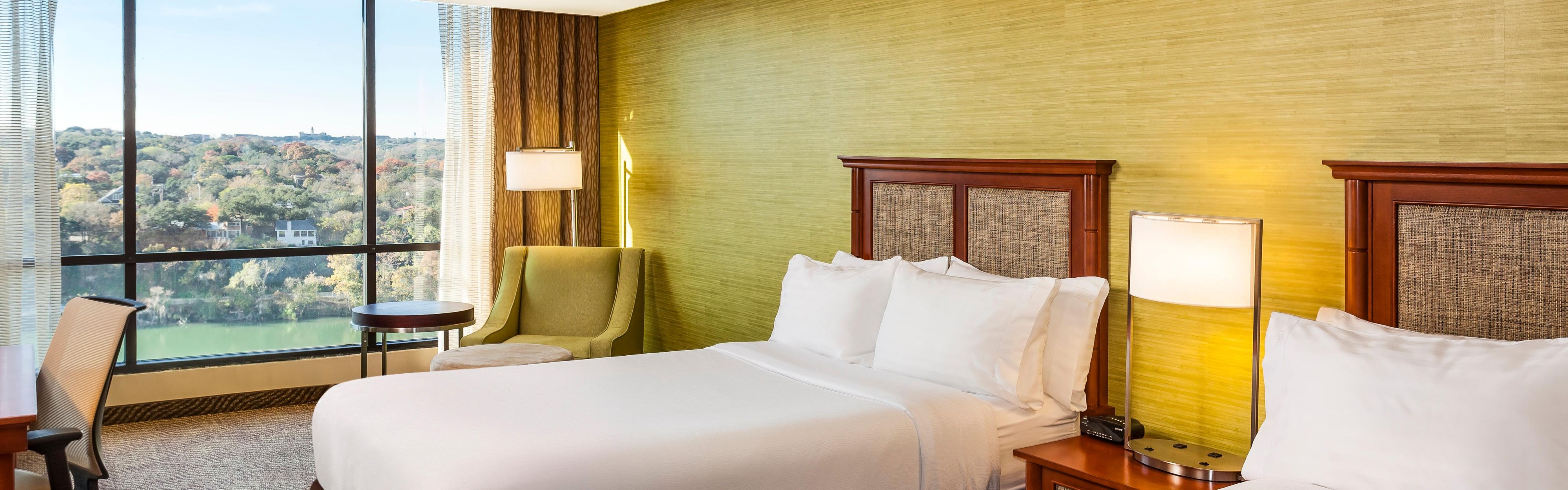 Holiday Inn Austin Town Lake Room Pictures Amenities