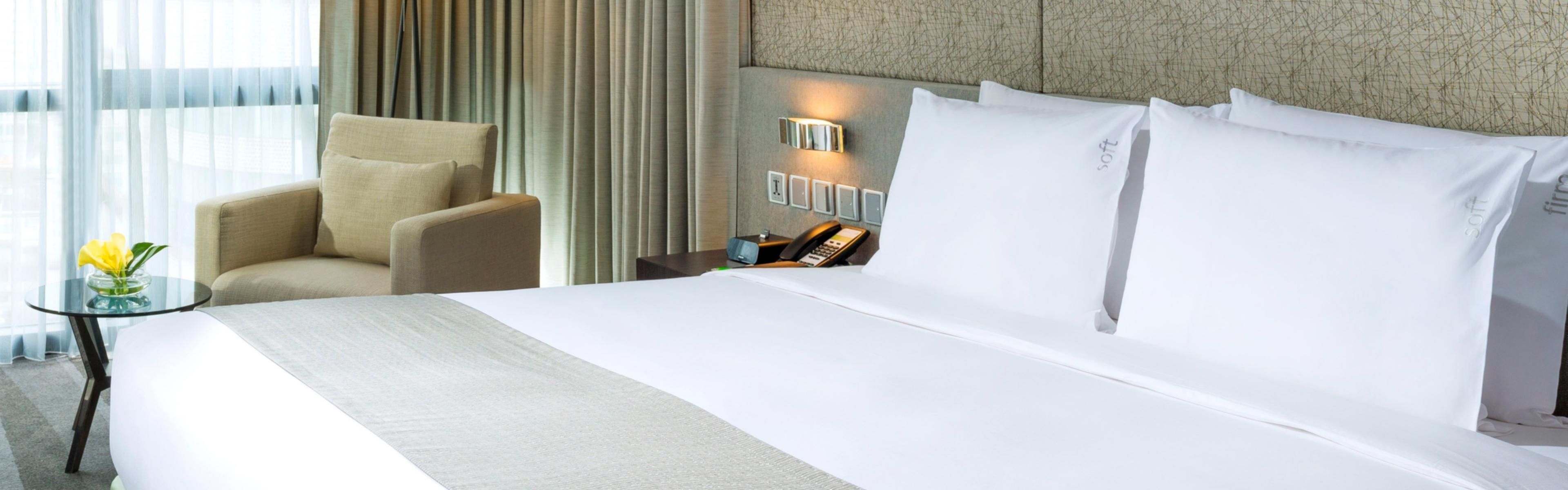 Holiday Inn Bangkok Sukhumvit Room Pictures Amenities