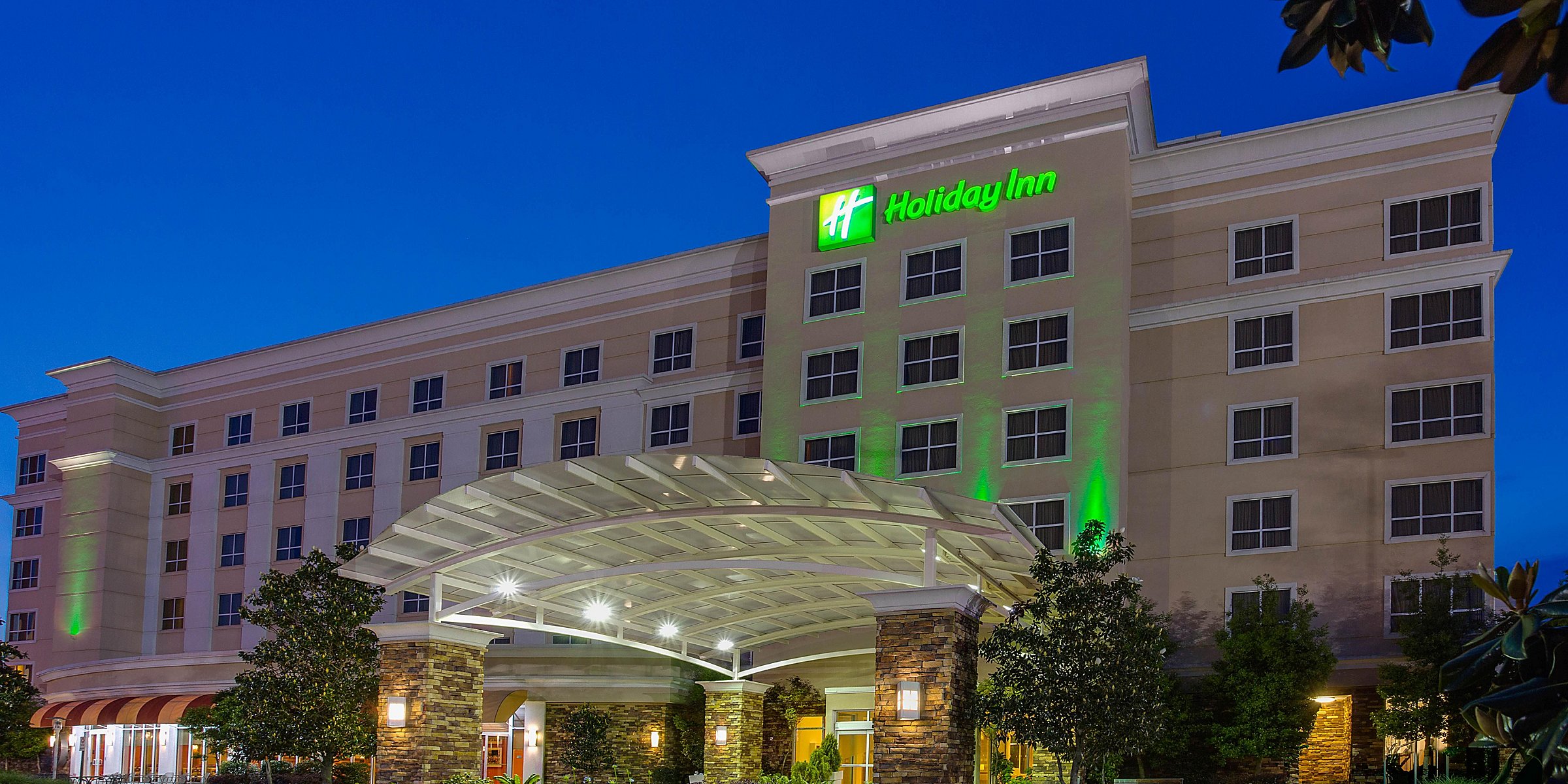 Hotel Rooms In Baton Rouge Holiday Inn Baton Rouge College Drive