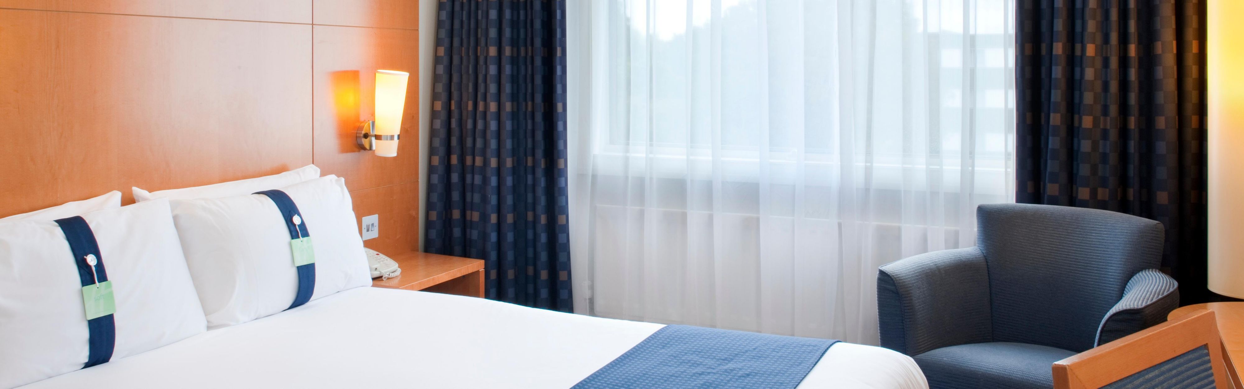 Holiday Inn Bristol Filton Room Pictures Amenities
