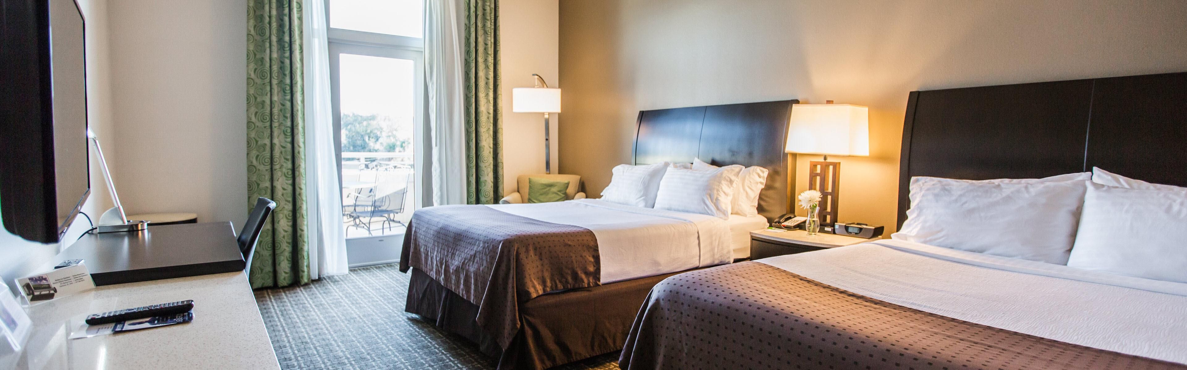 Holiday Inn Charleston Historic Downtown Room Pictures Amenities
