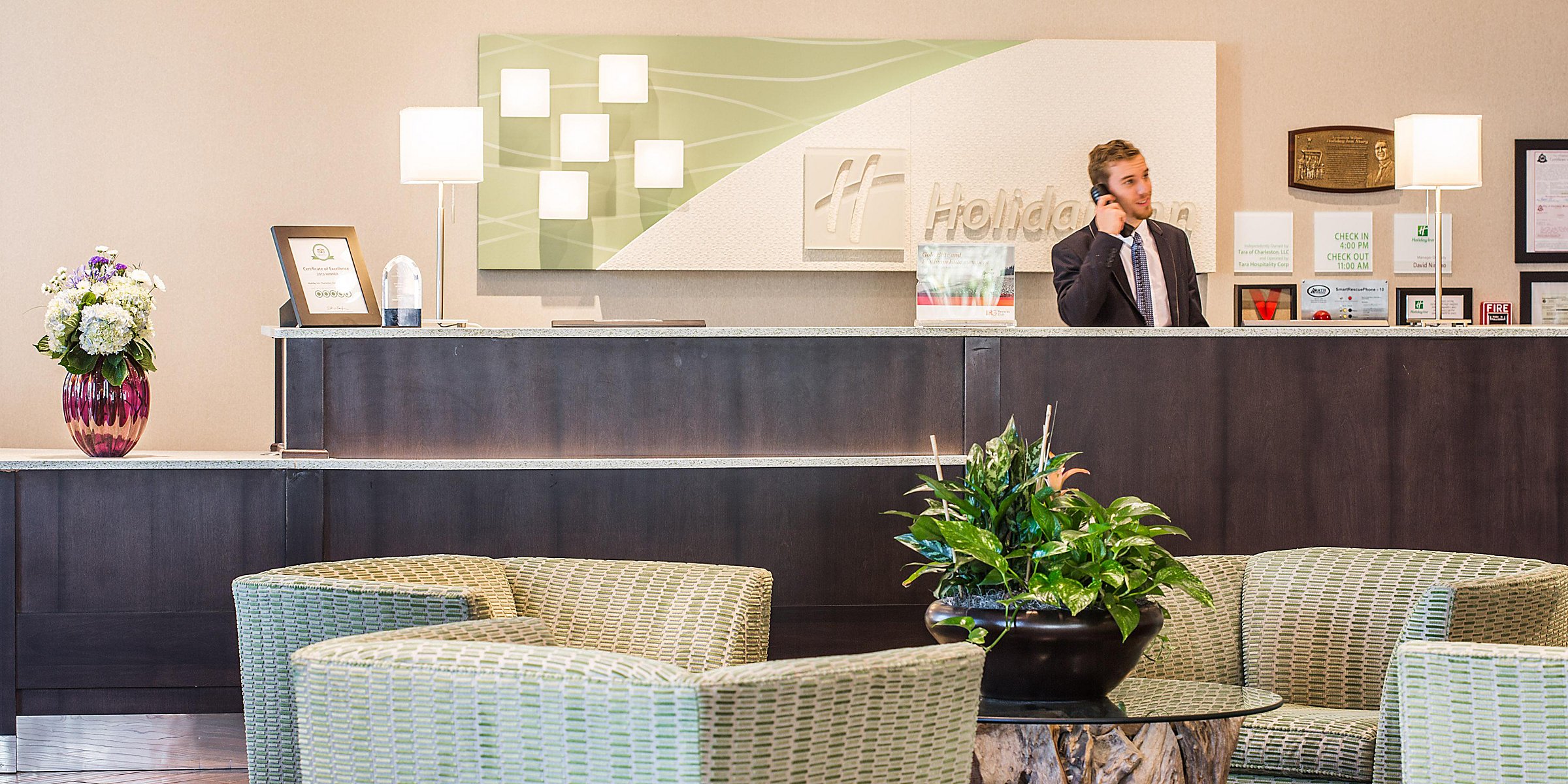 Hotels In Downtown Charleston Holiday Inn Charleston Historic