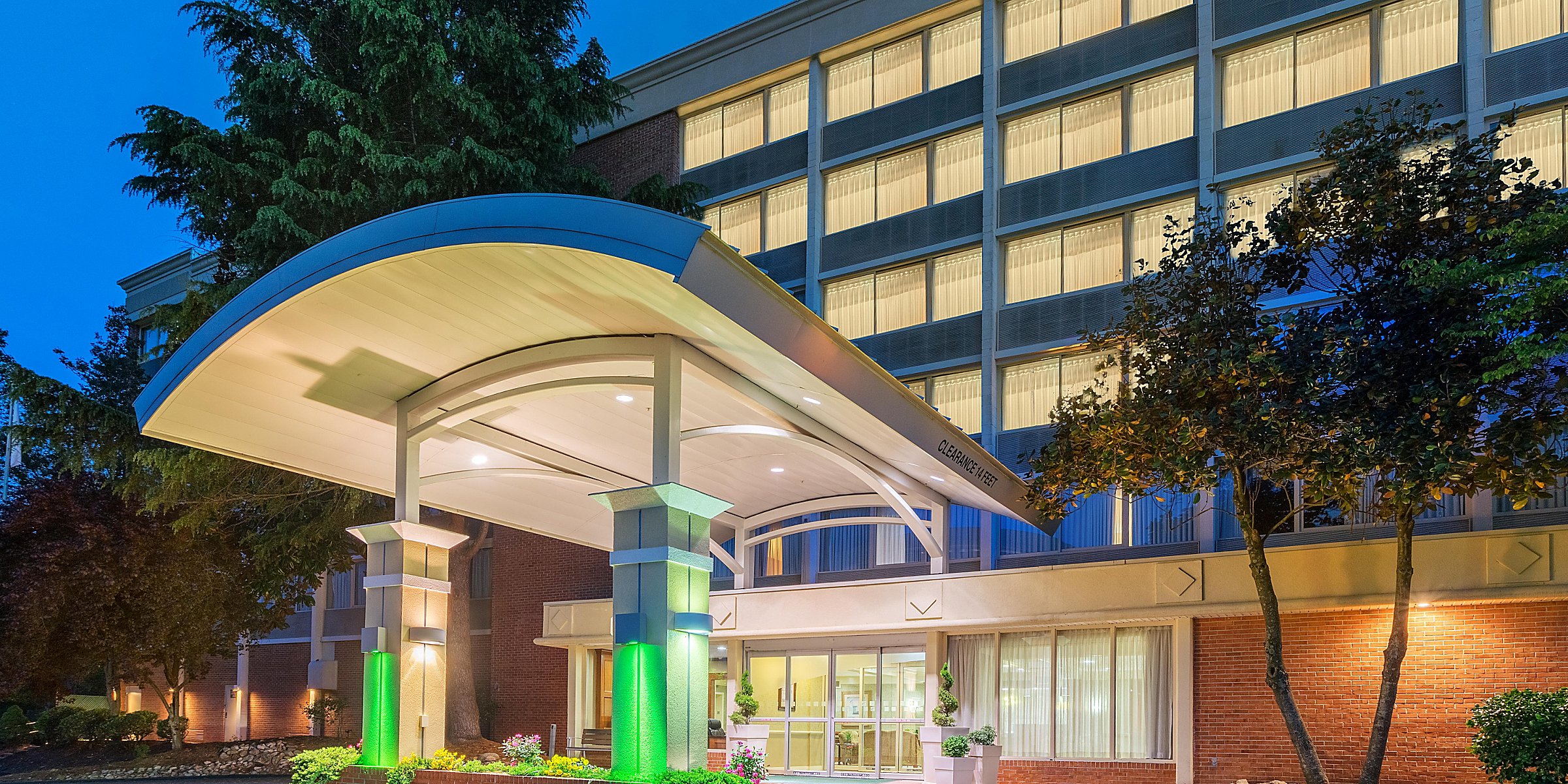 Charlottesville Hotel Near John Paul Jones Arena Holiday Inn