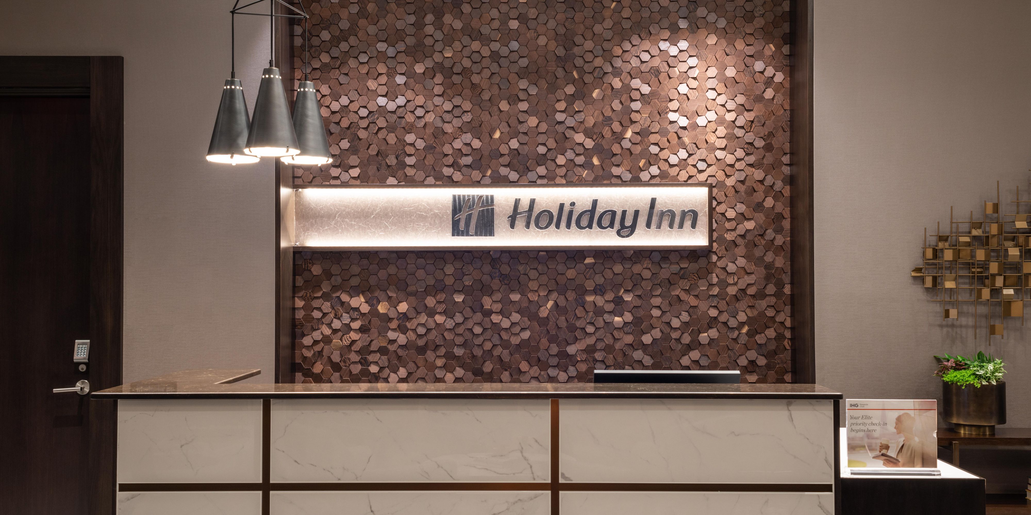 Hotels In Chelsea Ma With Logan Airport Shuttle Holiday Inn