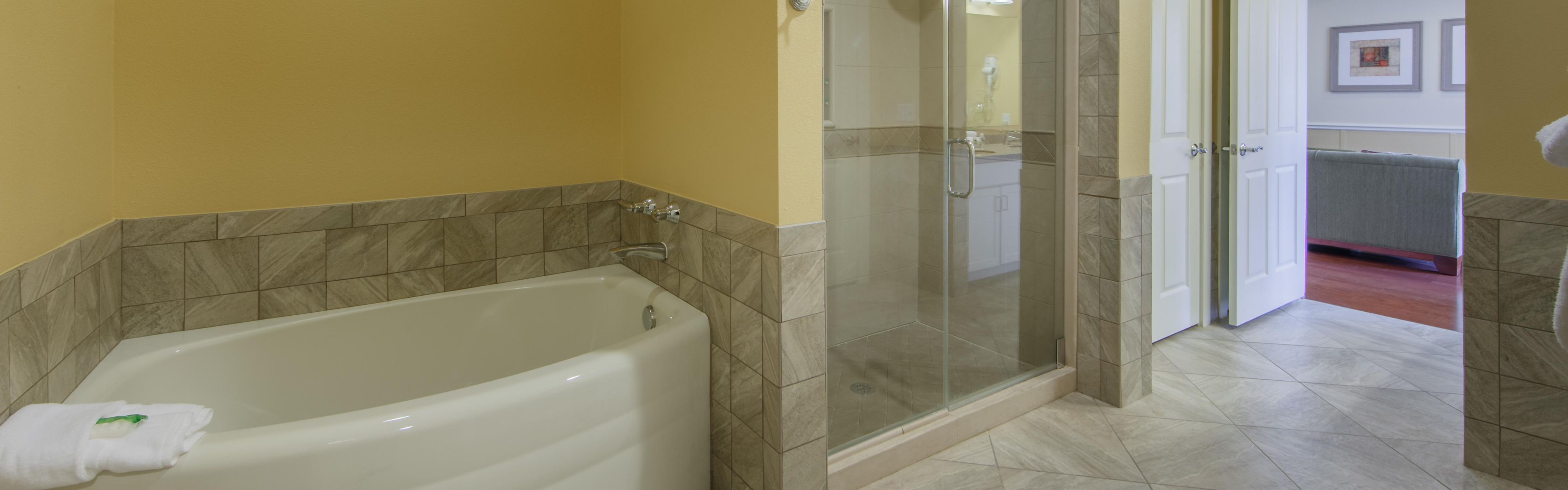 Holiday Inn Club Vacations Fox River Resort Room Pictures - 