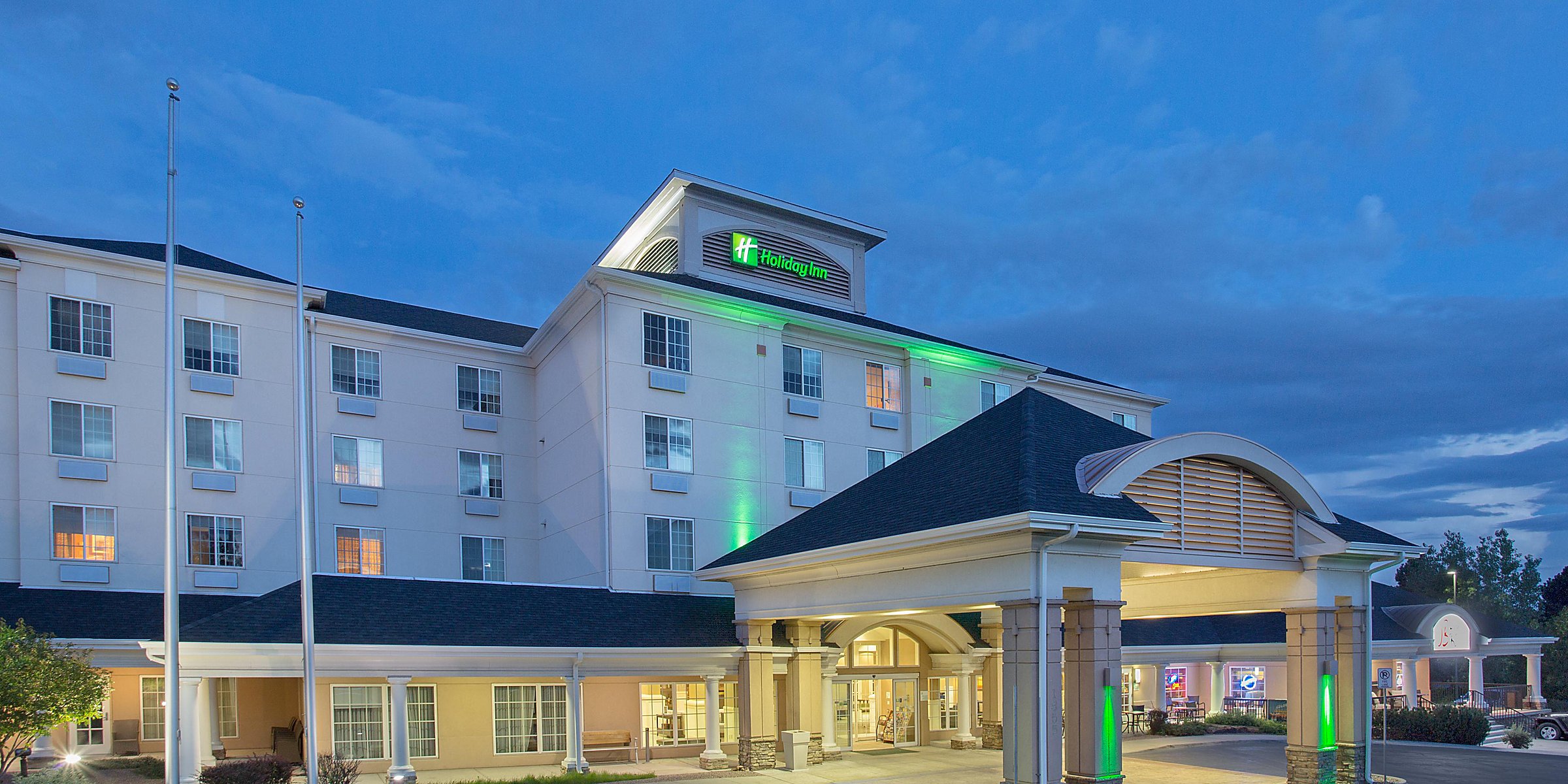 Hotels In Downtown Colorado Springs Near Airport Holiday Inn