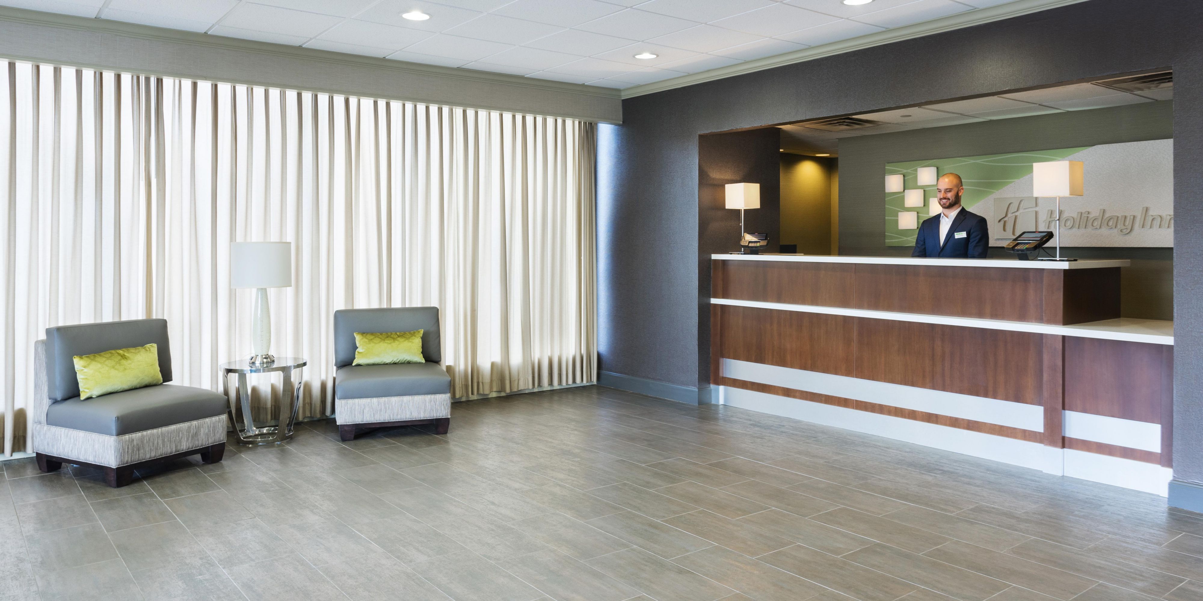 Hotels In Covington Ky Holiday Inn Cincinnati Riverfront