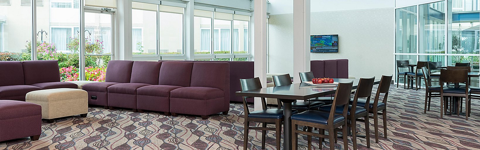 Hotels In Elk Grove Village Holiday Inn Chicago Elk Grove