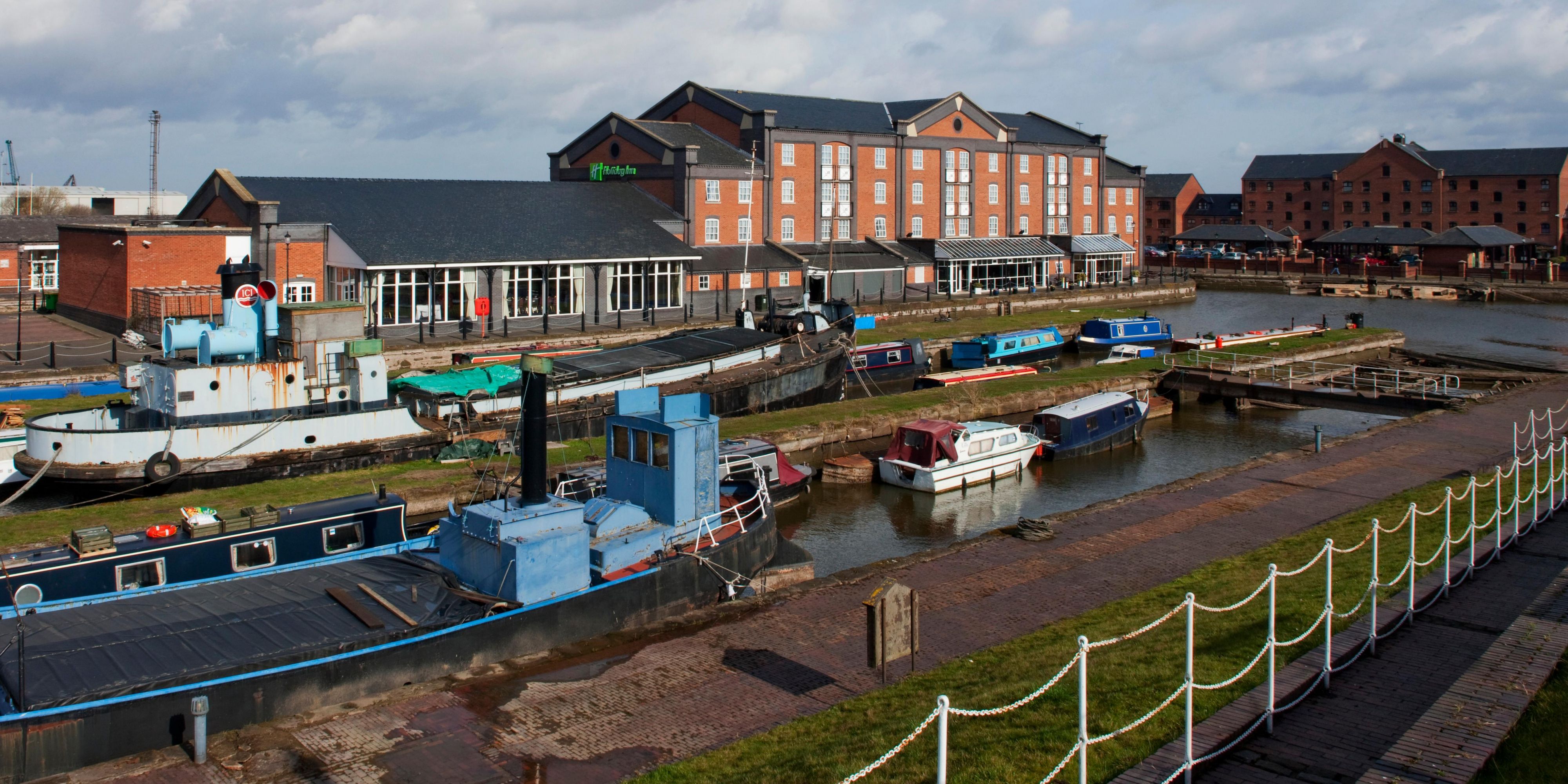 Holiday Inn Hotel Ellesmere Port Cheshire Oaks