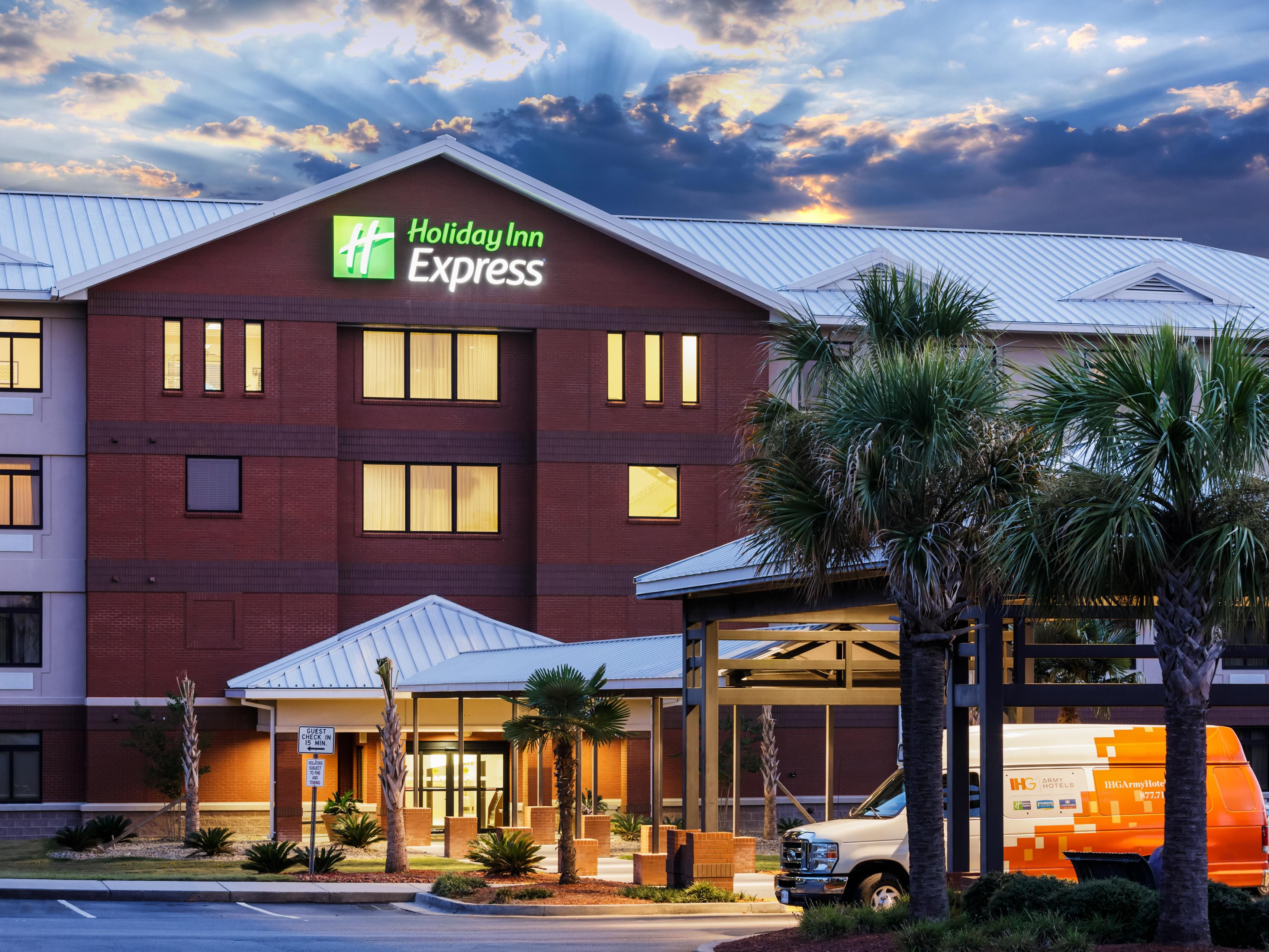 Holiday Inn Express Fort Jackson Inn On Fort Jackson An Ihg Army