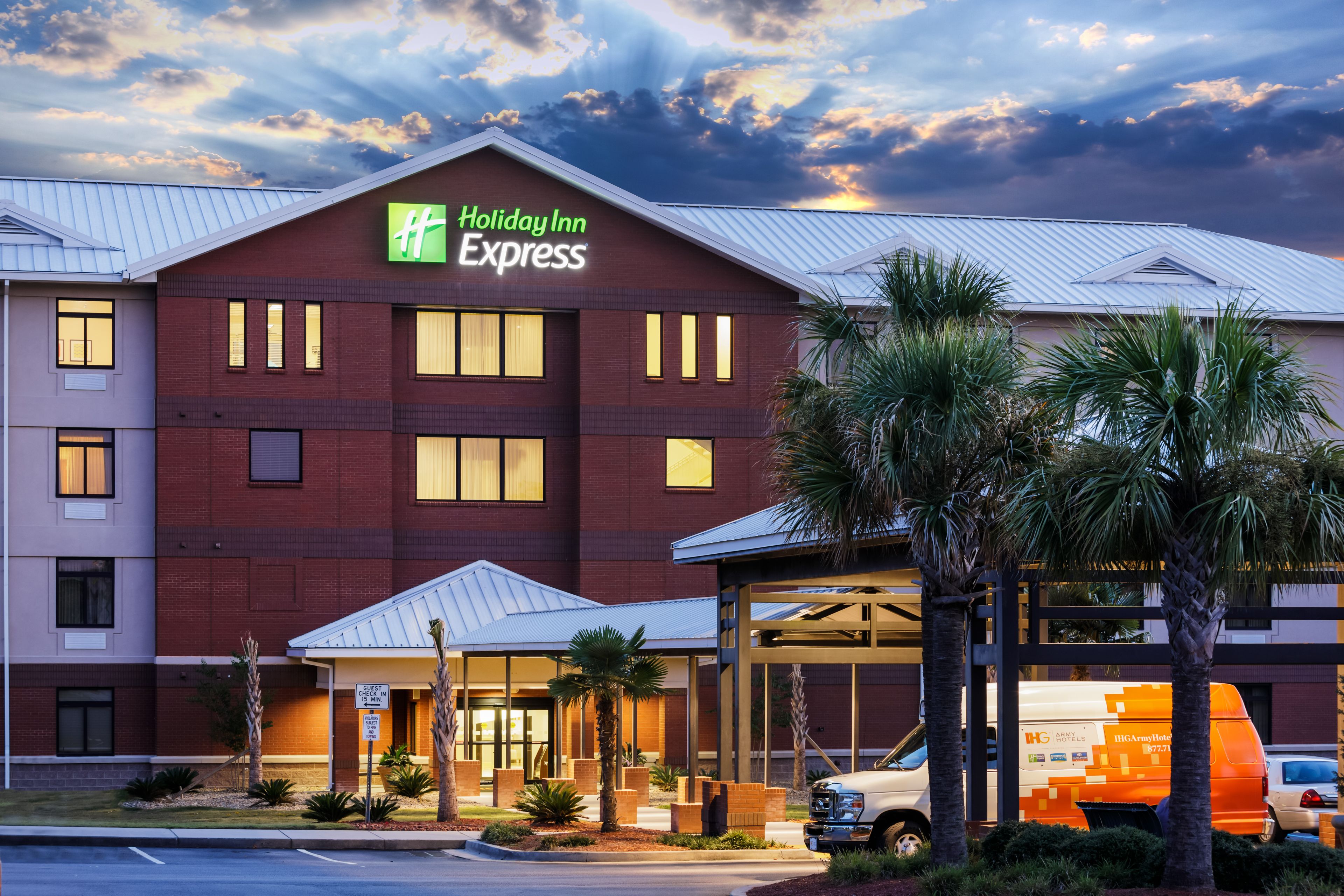 University Motor Company Columbia Sc >> Holiday Inn Express Fort Jackson Inn On Fort Jackson An Ihg University Motor Company Columbia Sc >> Holiday Inn Express Fort Jackson Inn On Fort Jackson An Ihg