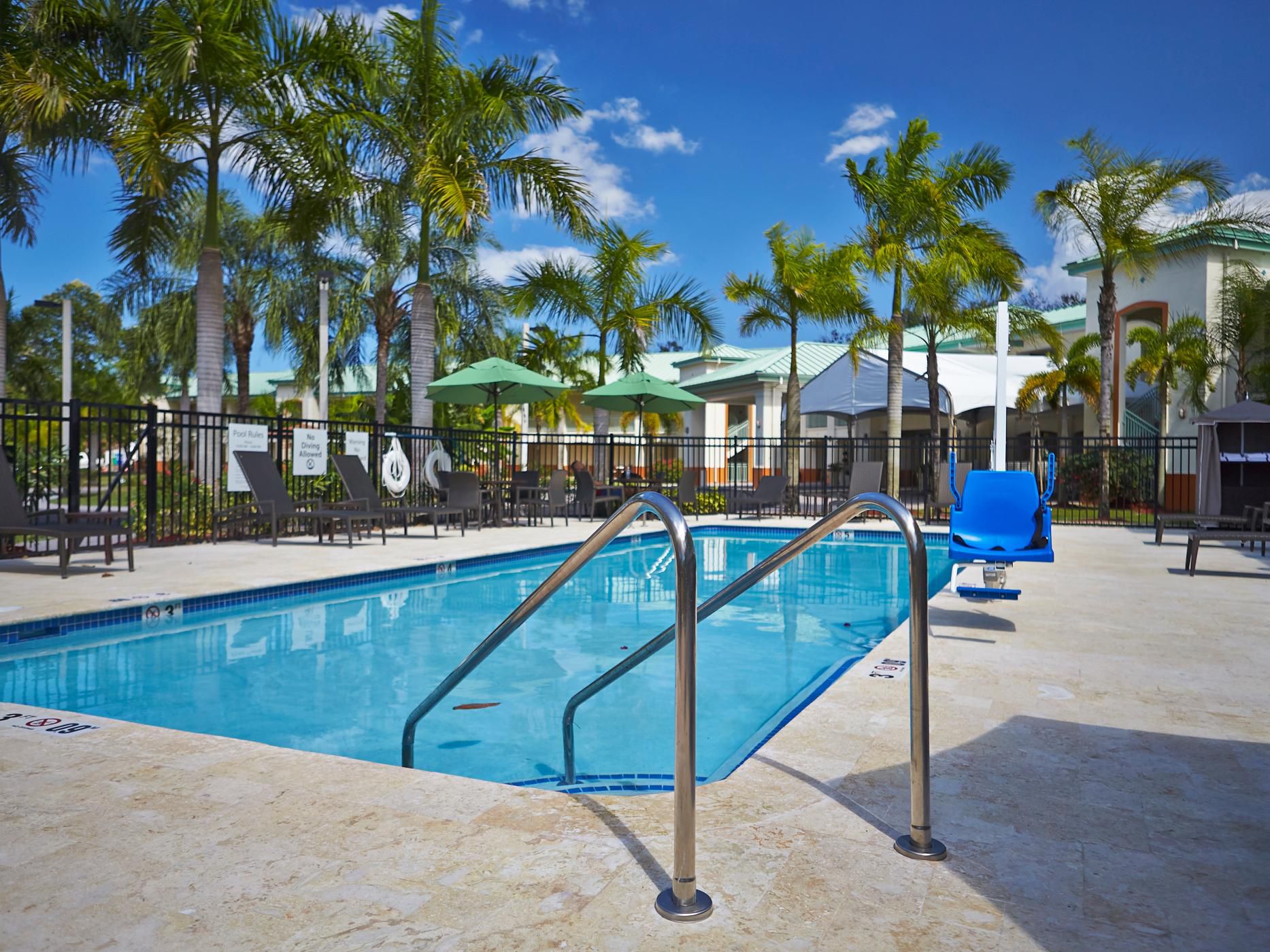 IHG Army Hotels at Fort Buchanan El Caney Lodge Amenities