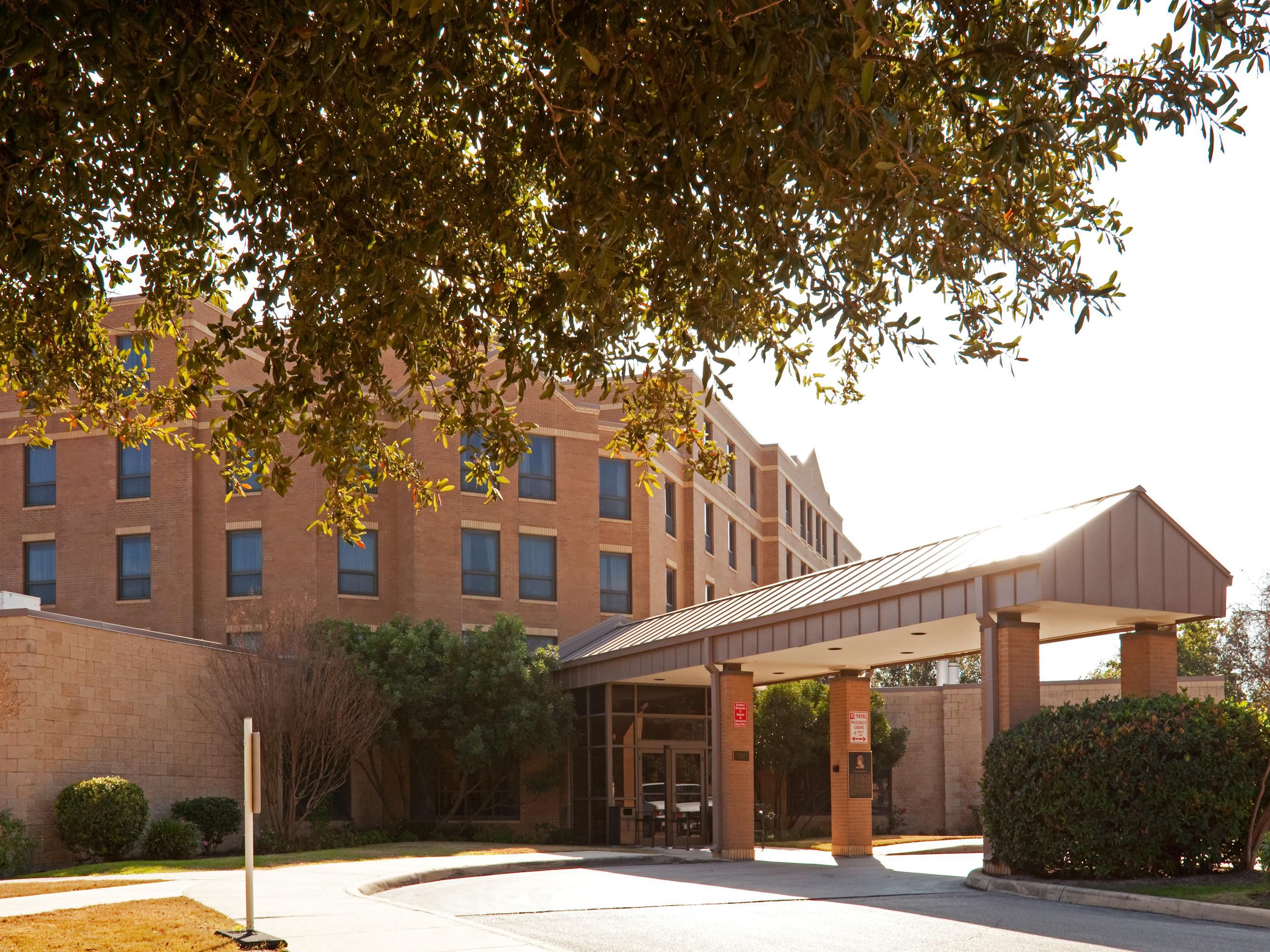 Holiday Inn Express Powless House on Joint Base San Antonio, An IHG