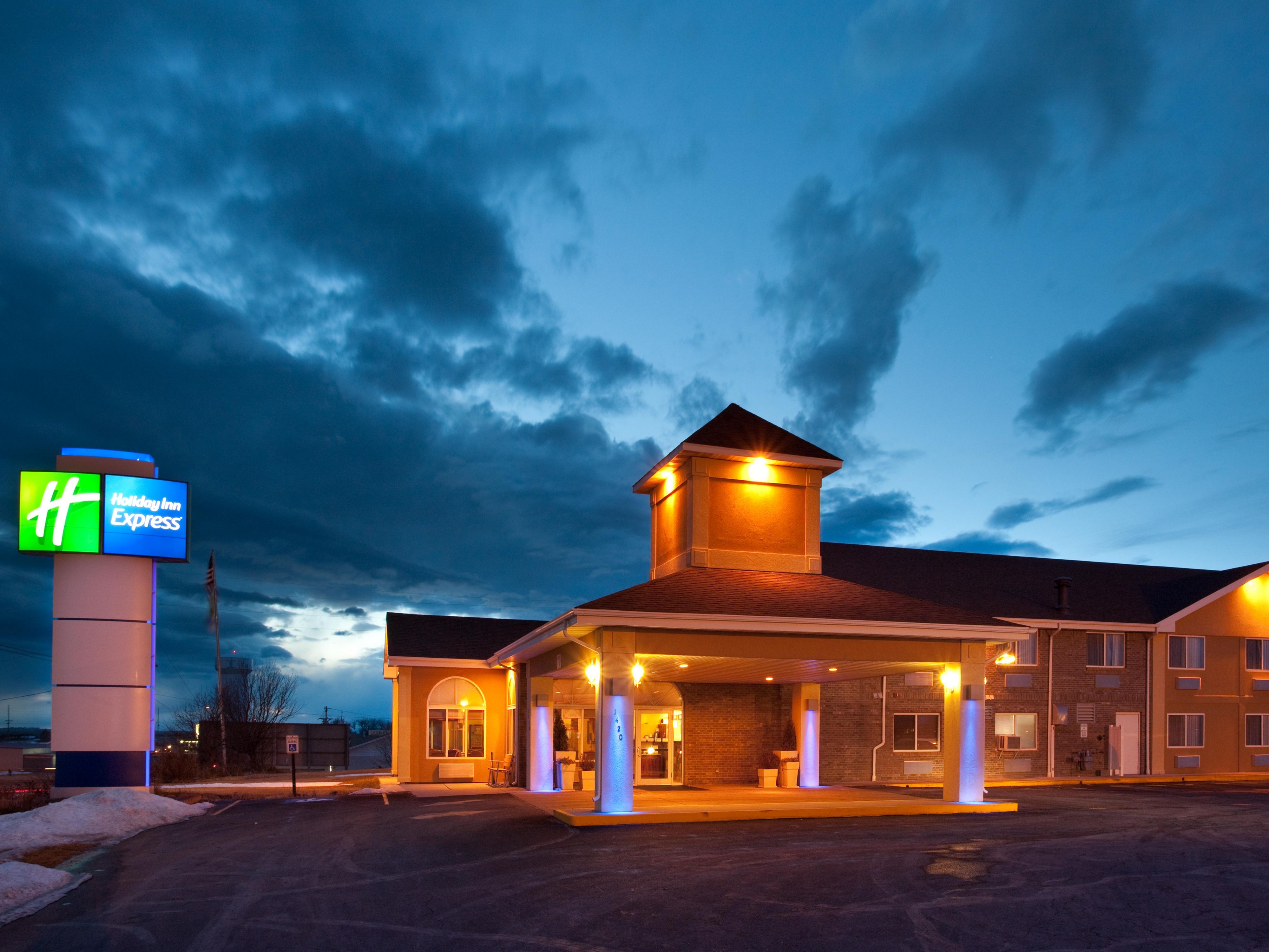 Holiday Inn Express Alliance Hotel in Alliance, Nebraska Alliance Hotels