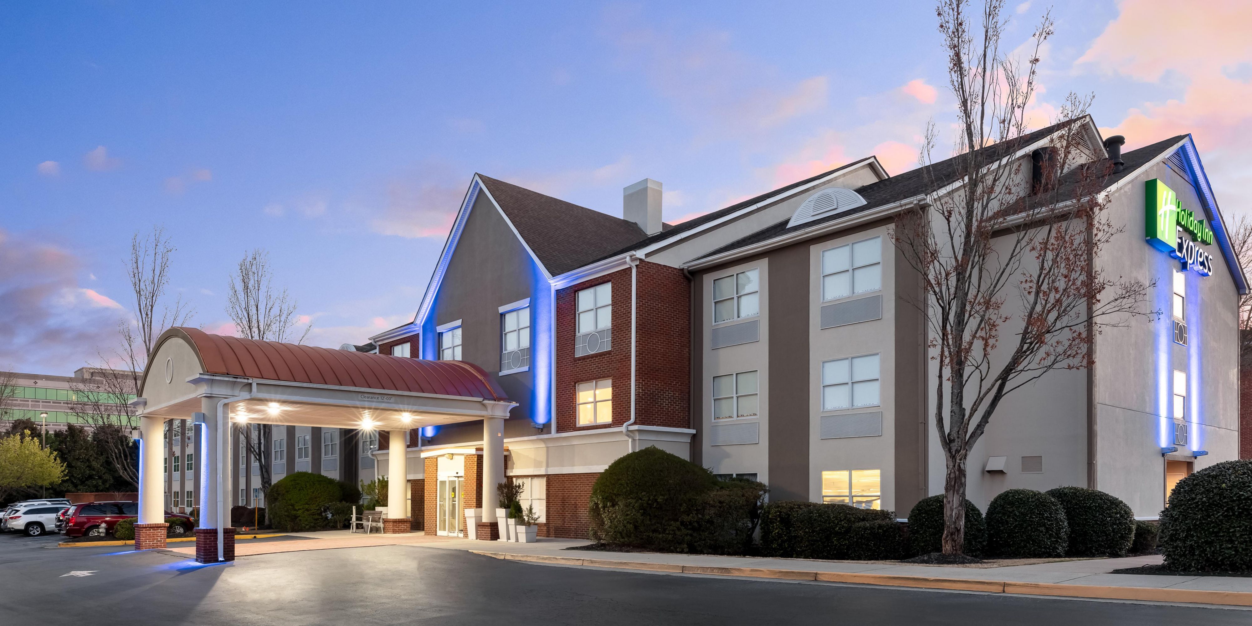 Holiday Inn Express Alpharetta Roswell Hotel In Alpharetta By Ihg