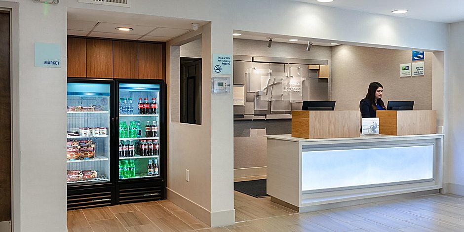 Holiday Inn Express Alpharetta Roswell Hotel In Alpharetta By Ihg