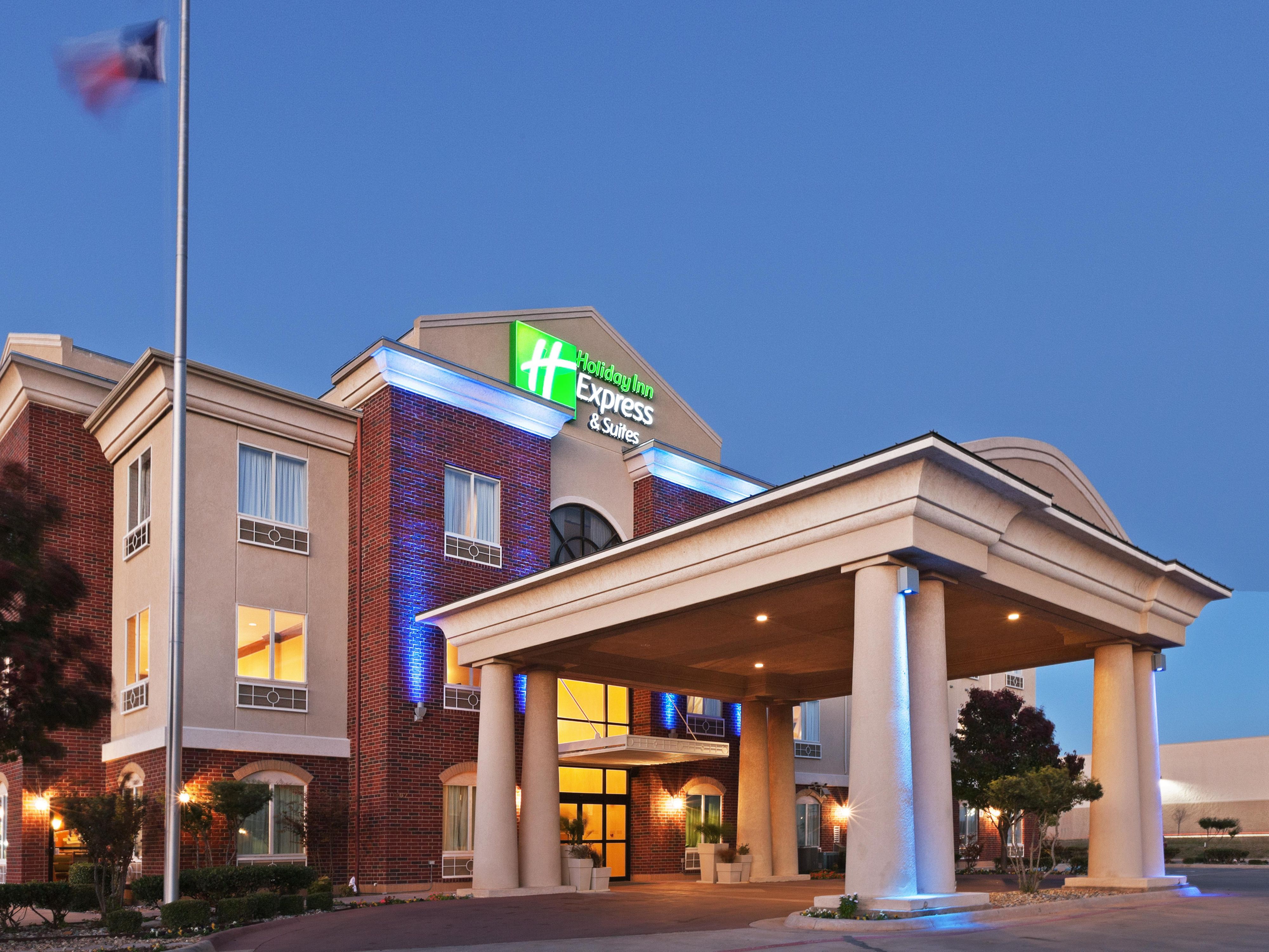 Holiday Inn Express & Suites Abilene Hotel by IHG