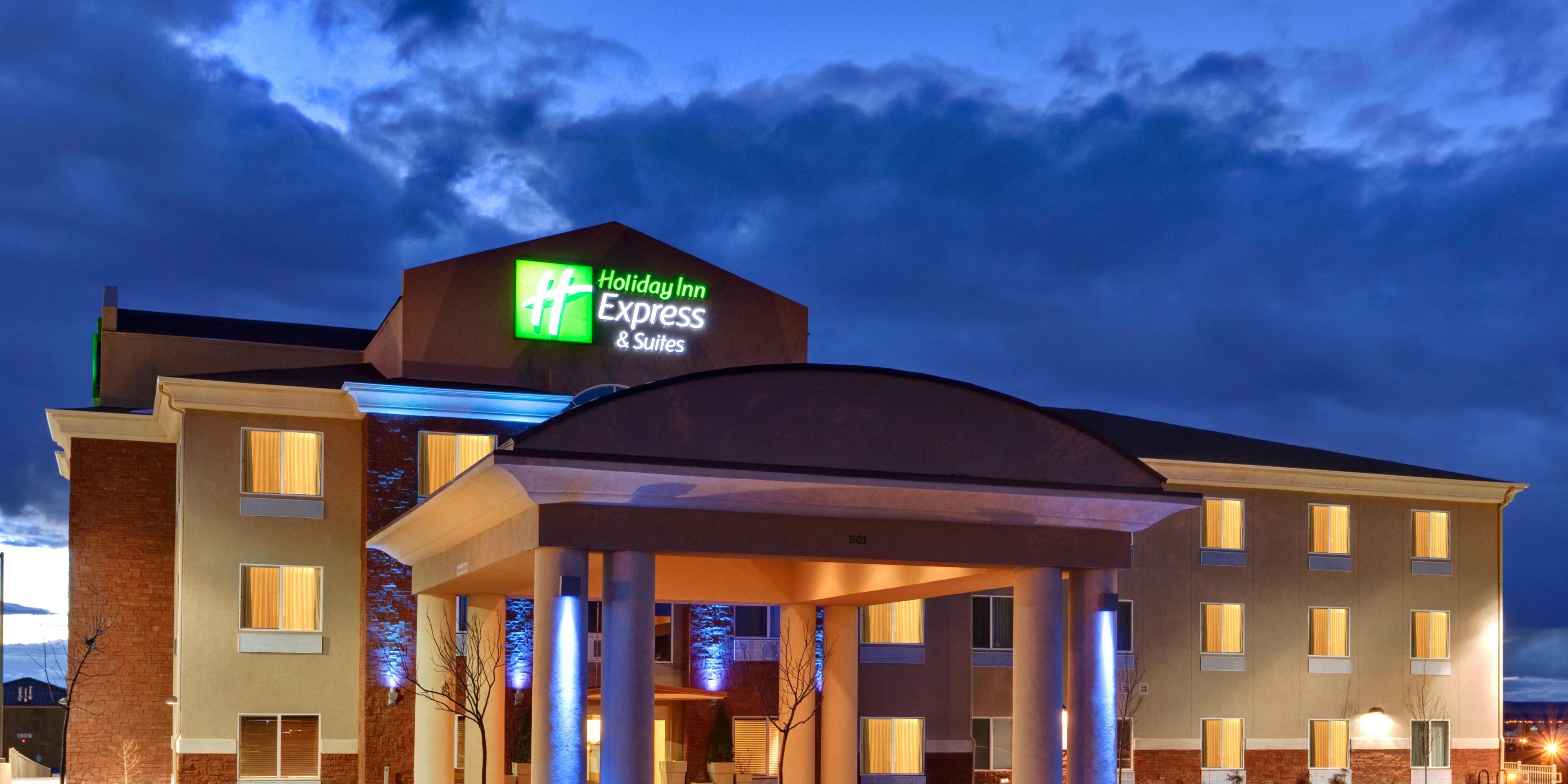 Holiday Inn Express Suites Albuquerque Airport Ihg Hotel