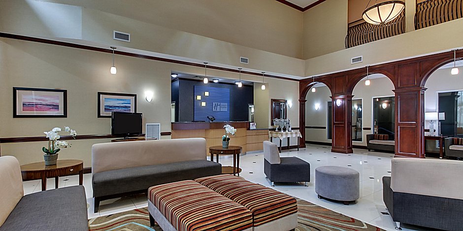 Hotels In Allentown Pa Near Dorney Park Holiday Inn Express