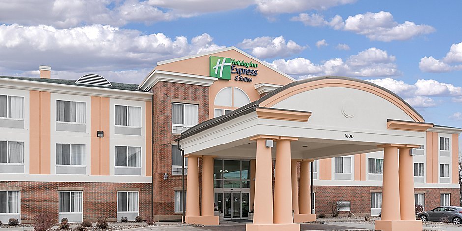 Holiday Inn Express Suites Ames Hotel By Ihg