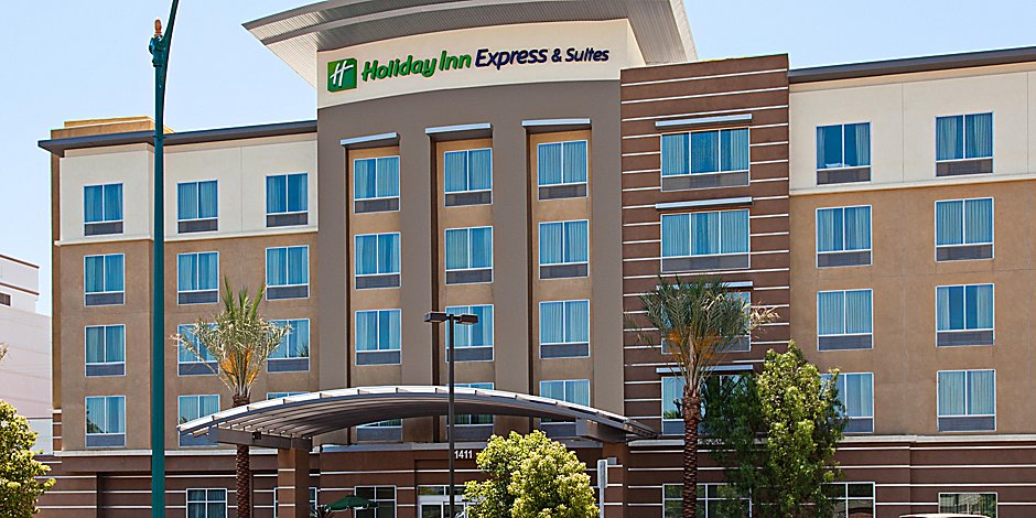 Hotels Near Disneyland In Anaheim Ca Holiday Inn Express